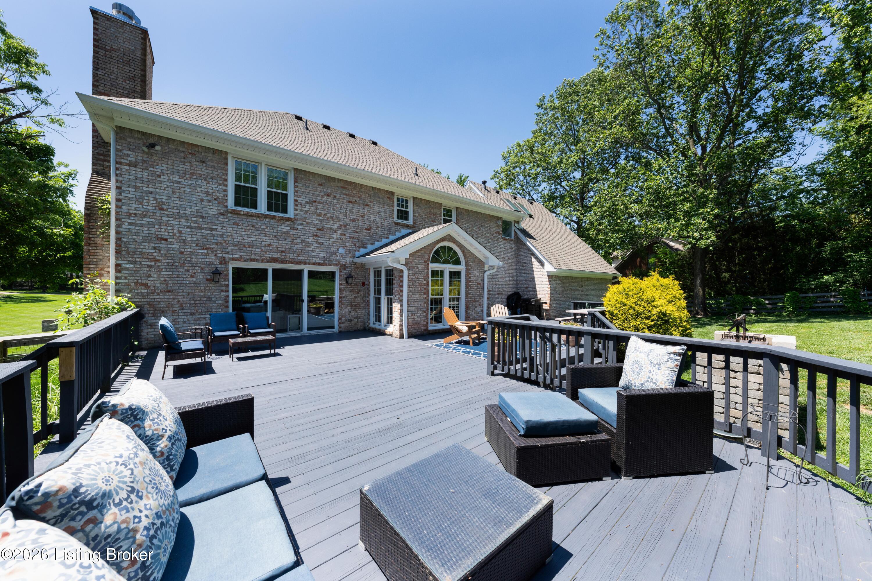 7415 Cambridge Dr