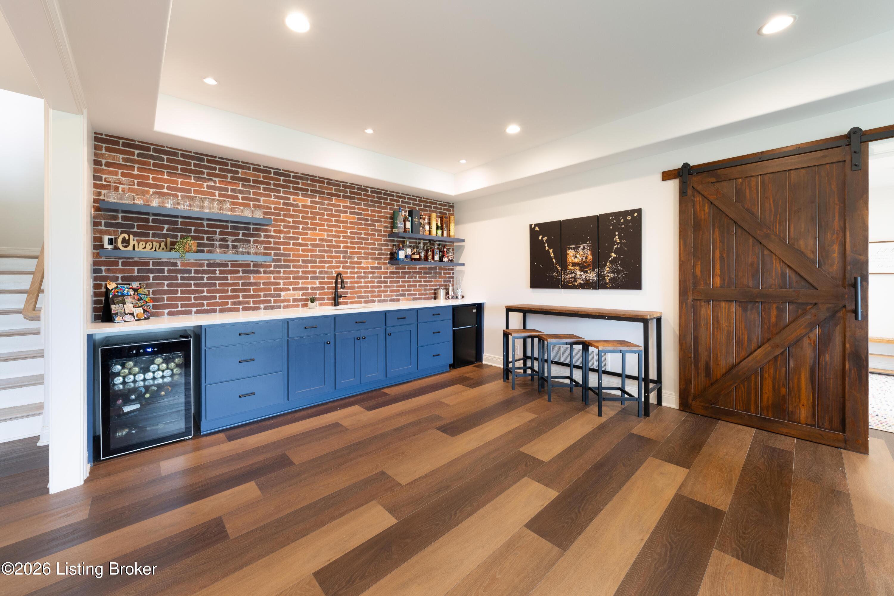 7488 Edith Way