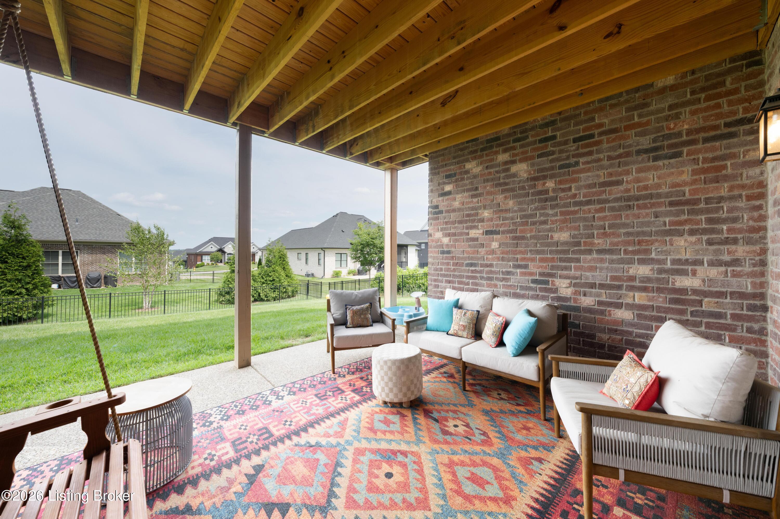 7488 Edith Way