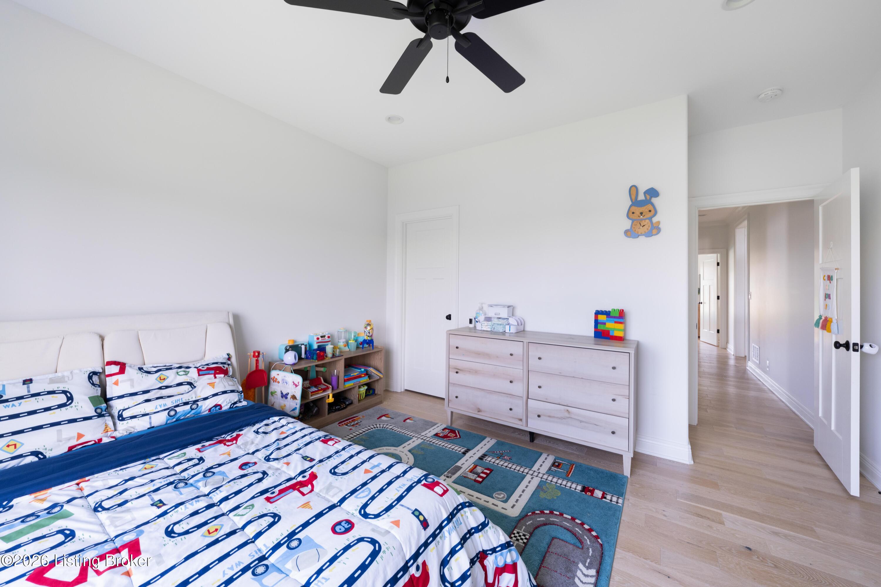 7488 Edith Way