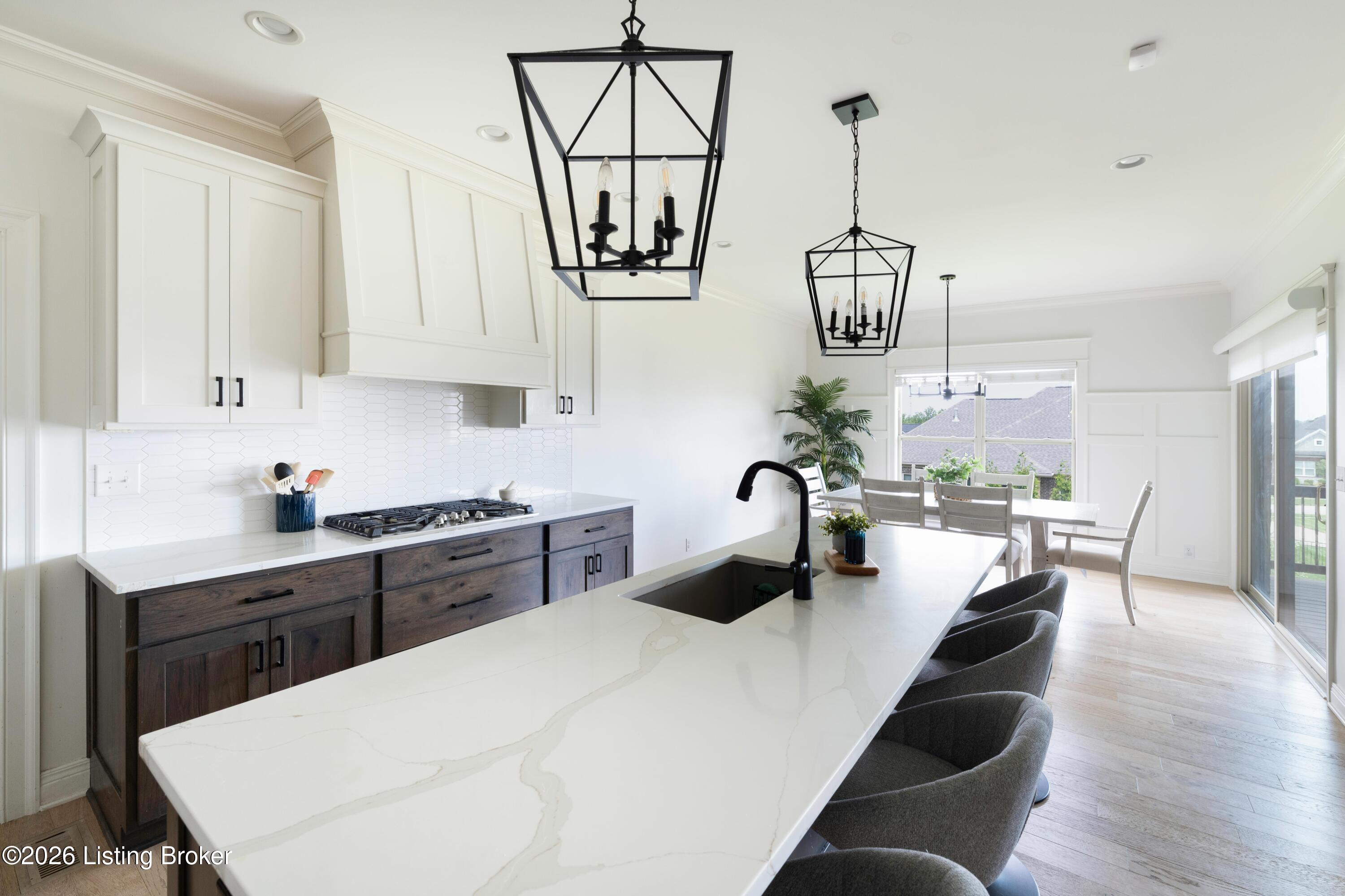 7488 Edith Way