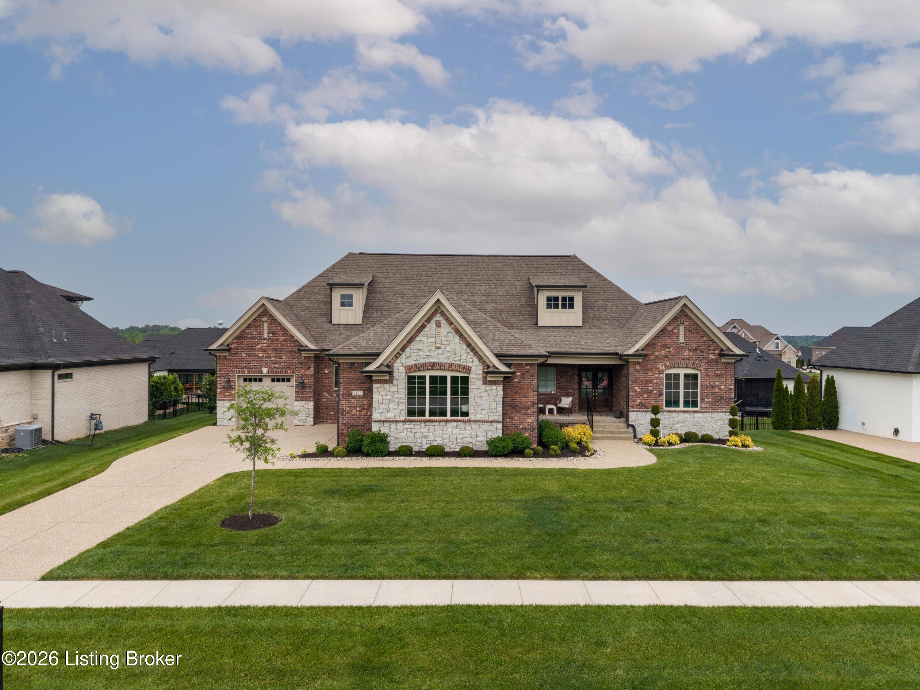 7488 Edith Way