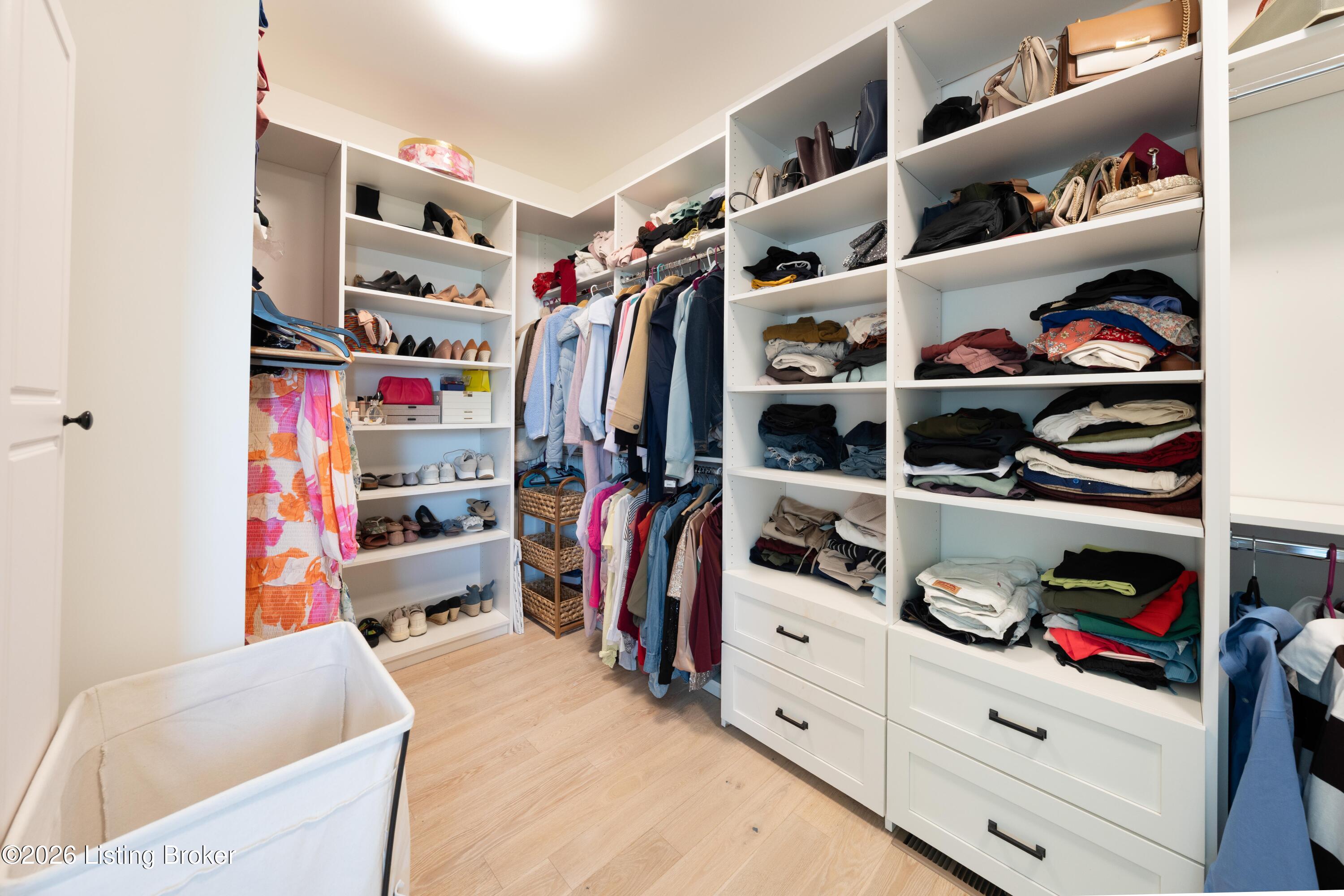 7488 Edith Way