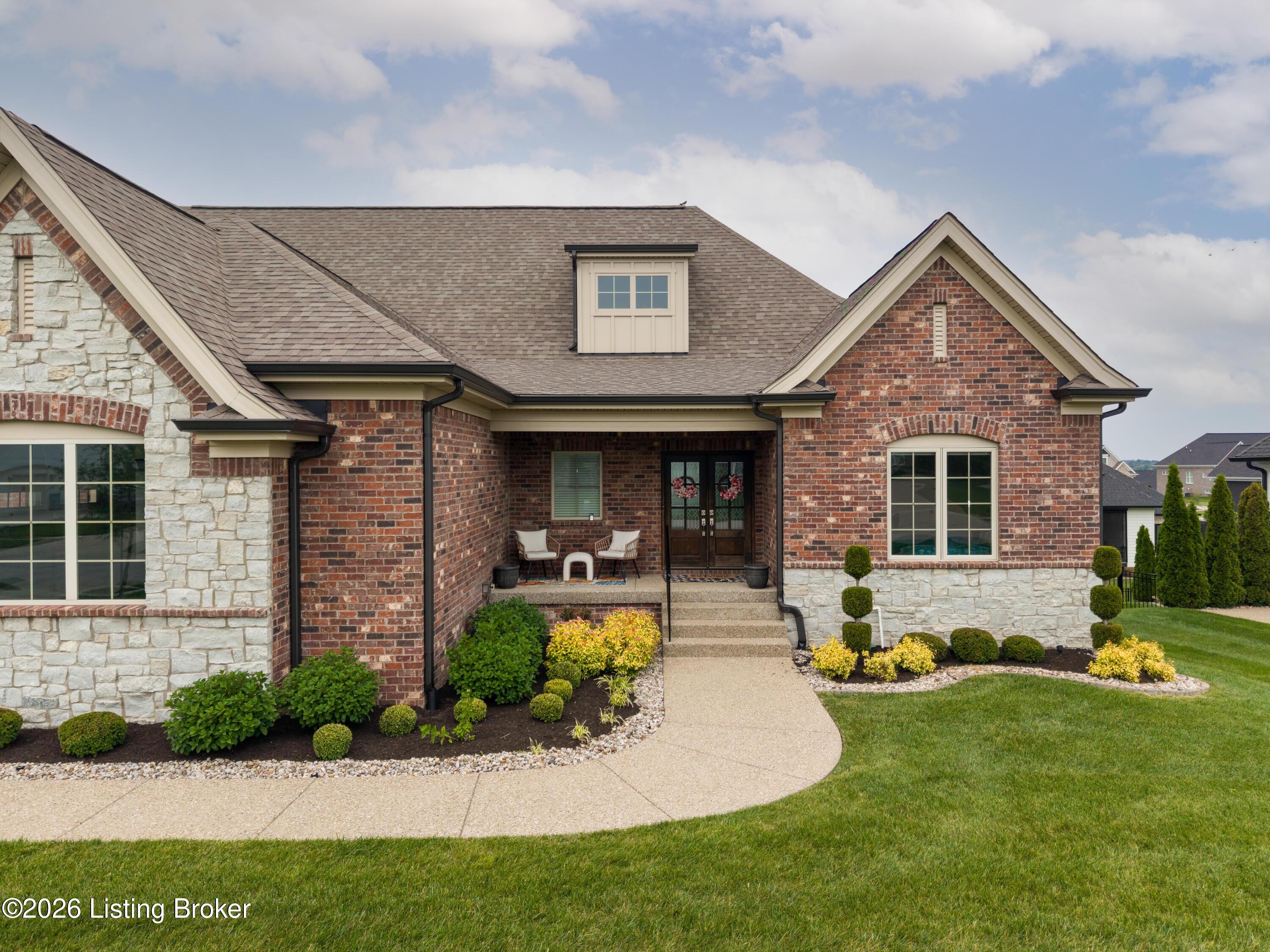 7488 Edith Way