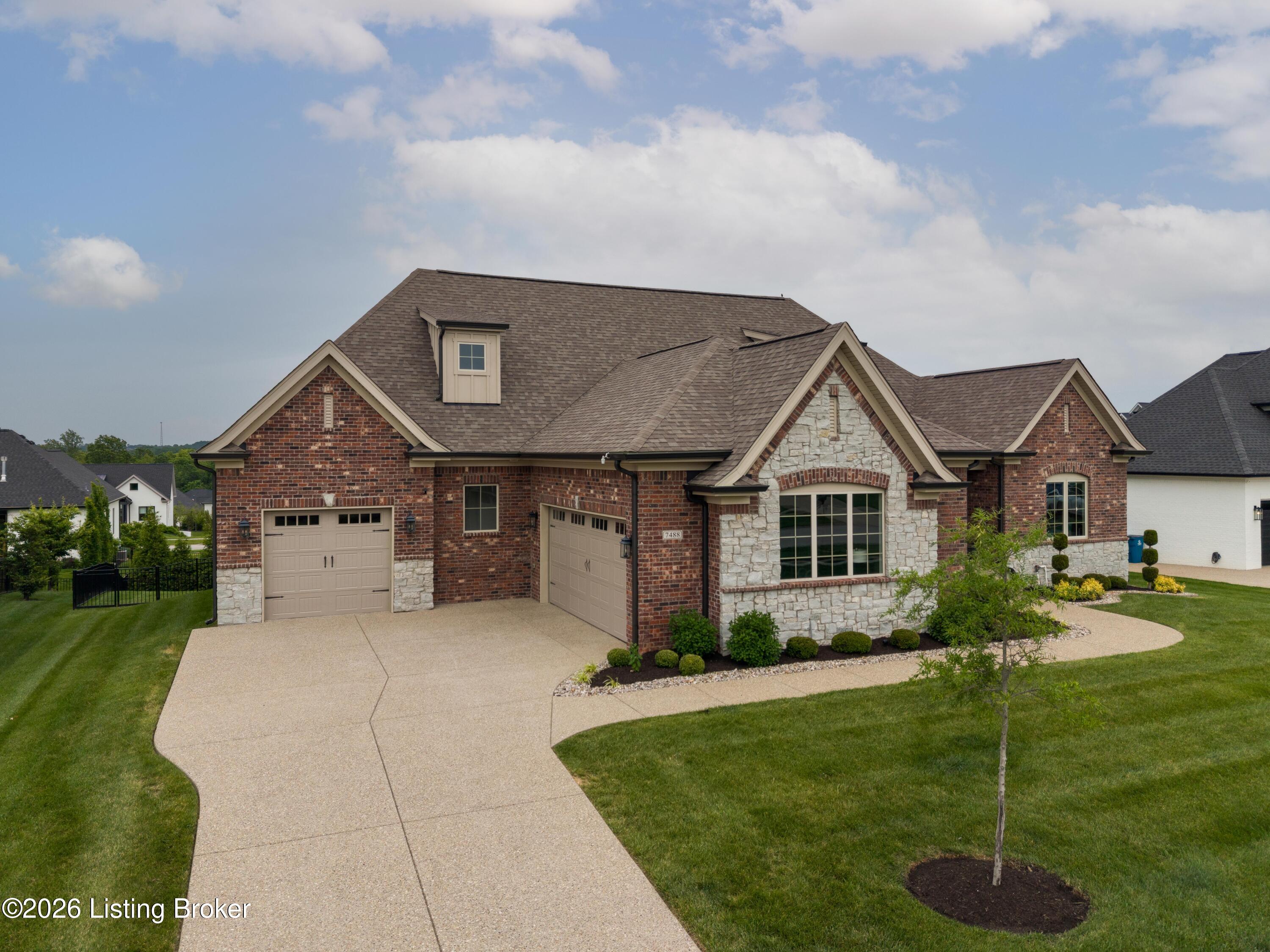 7488 Edith Way