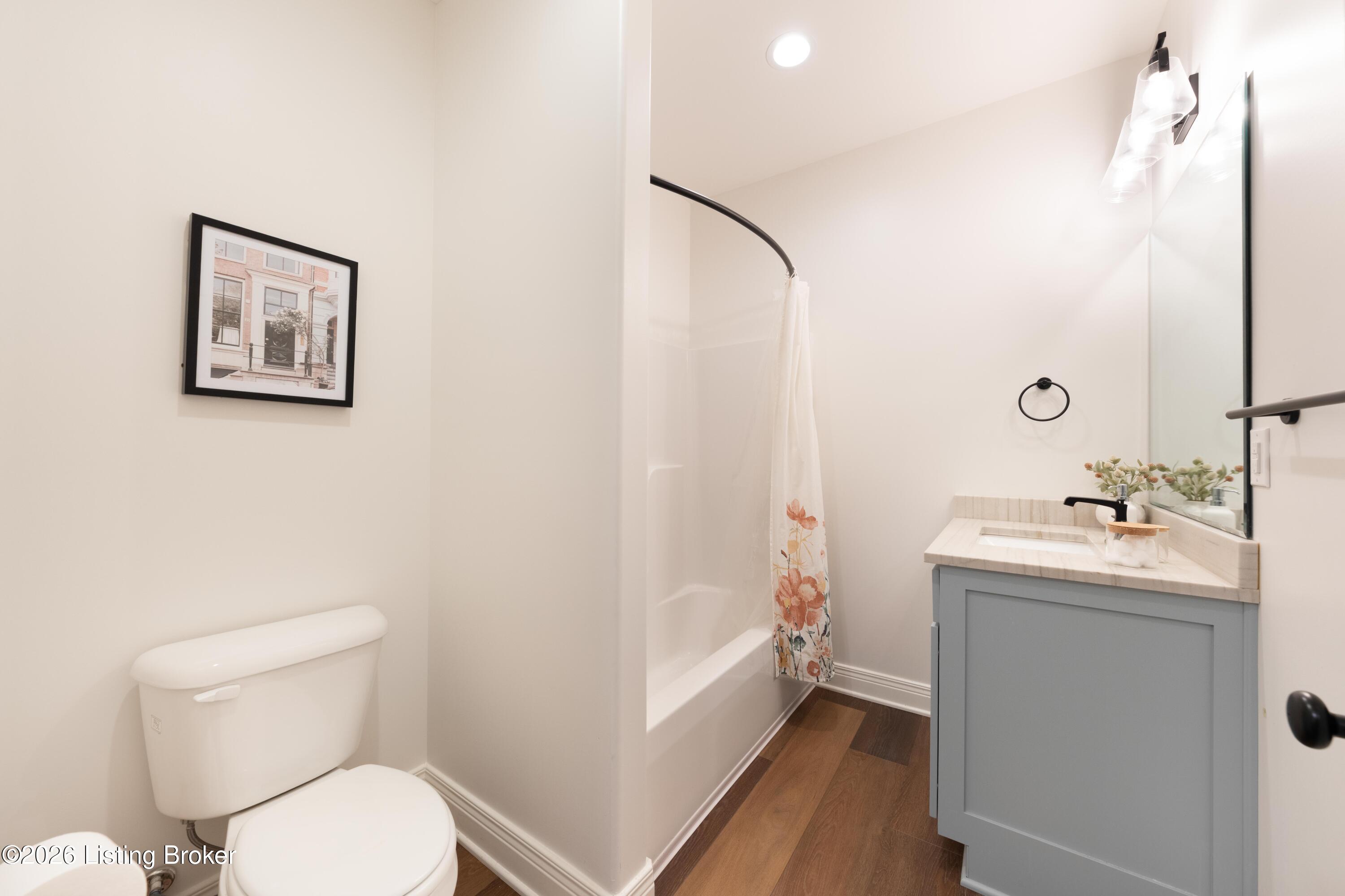 7488 Edith Way