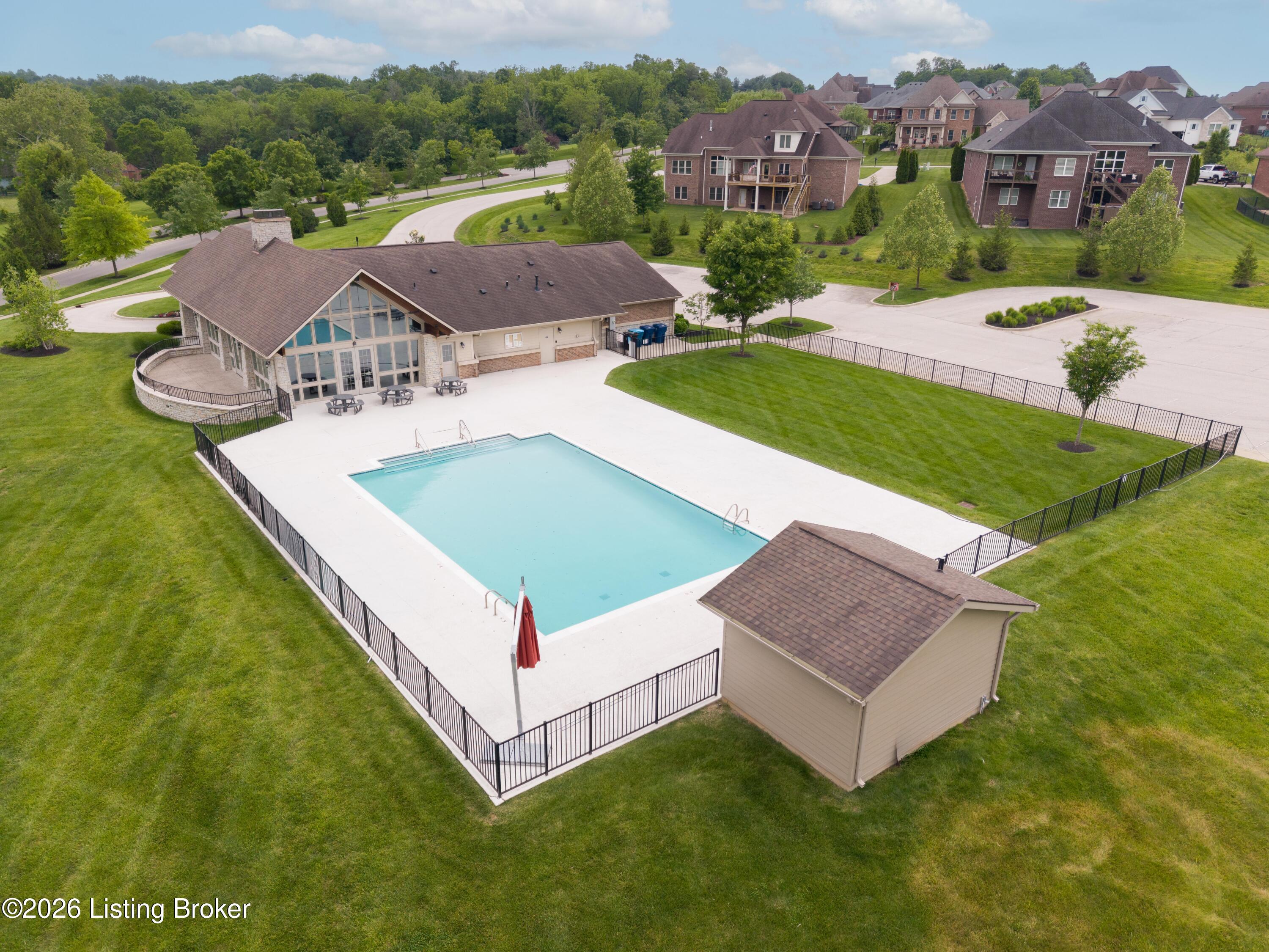 7488 Edith Way