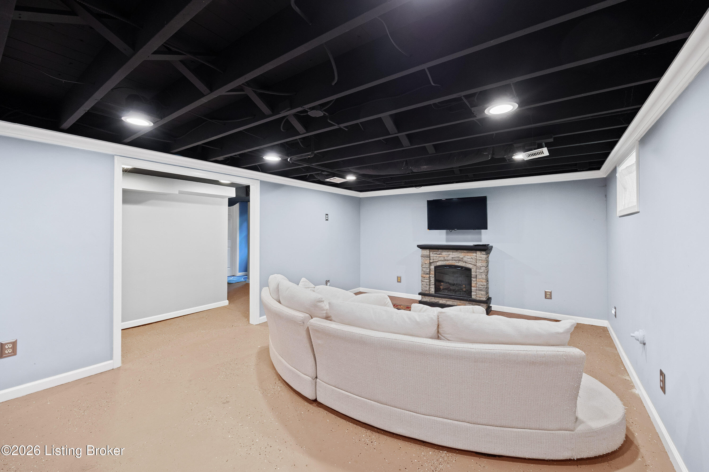 1609 Trevilian Way
