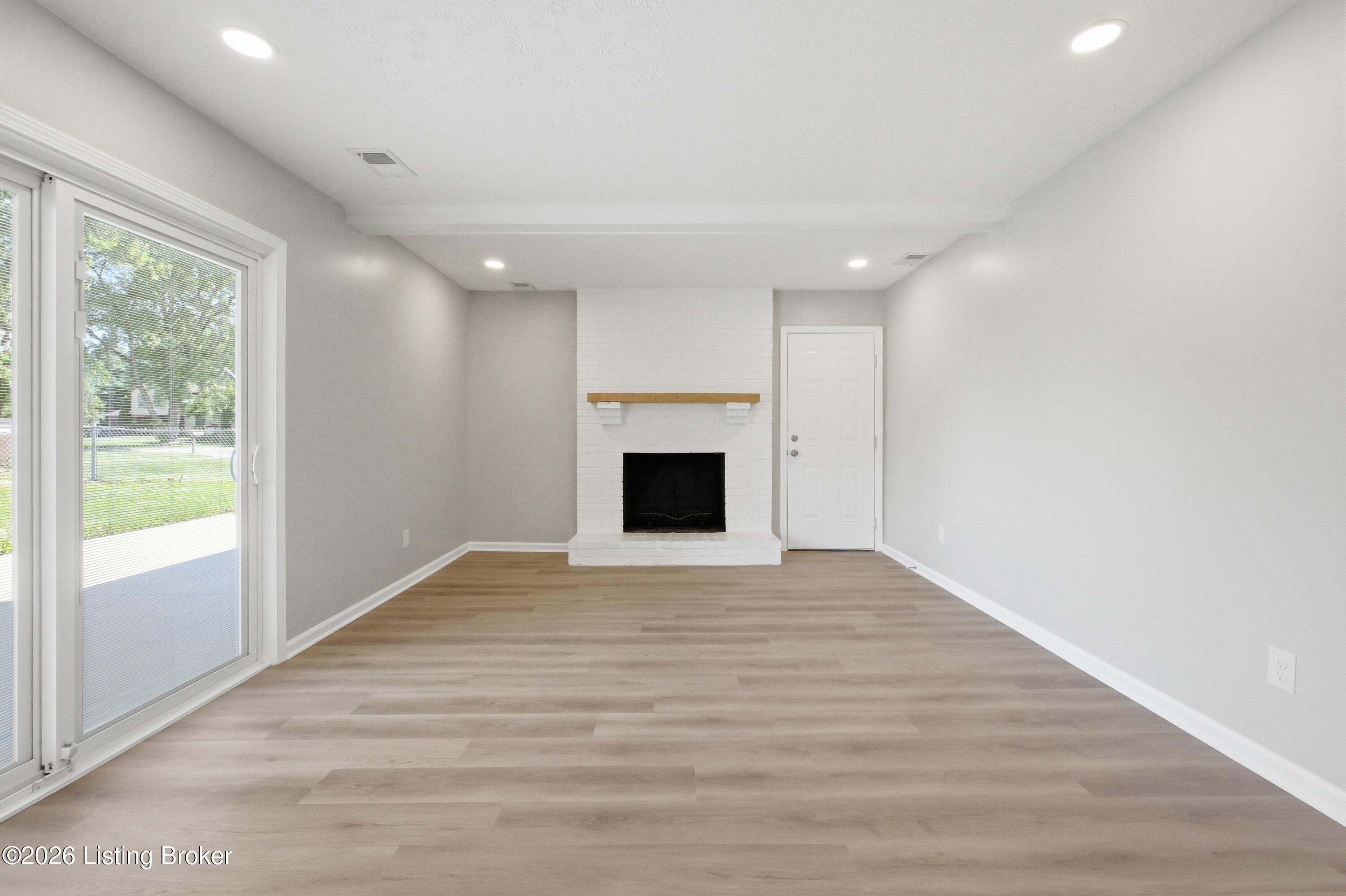 4767 Shenandoah Dr