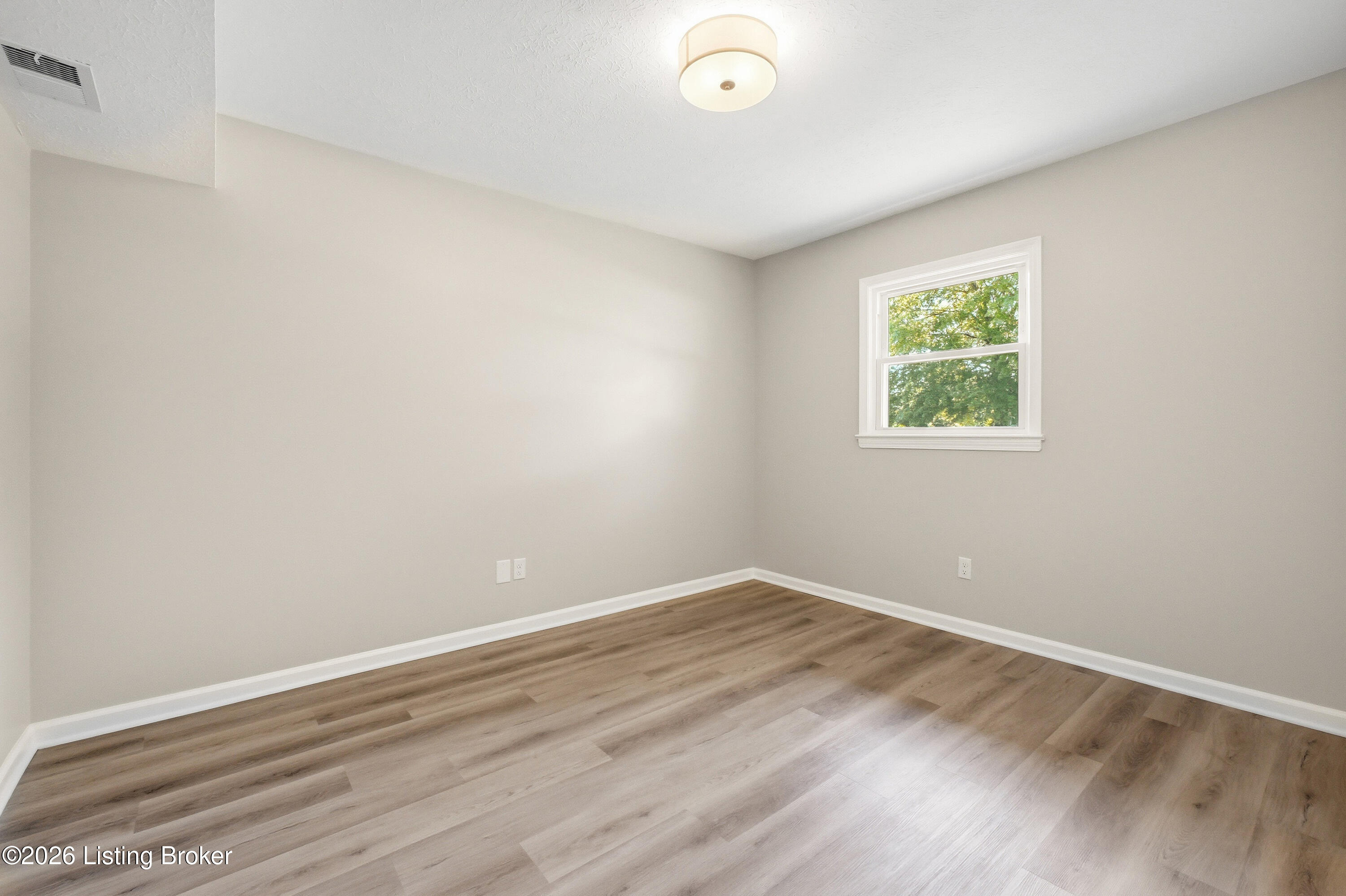 4767 Shenandoah Dr
