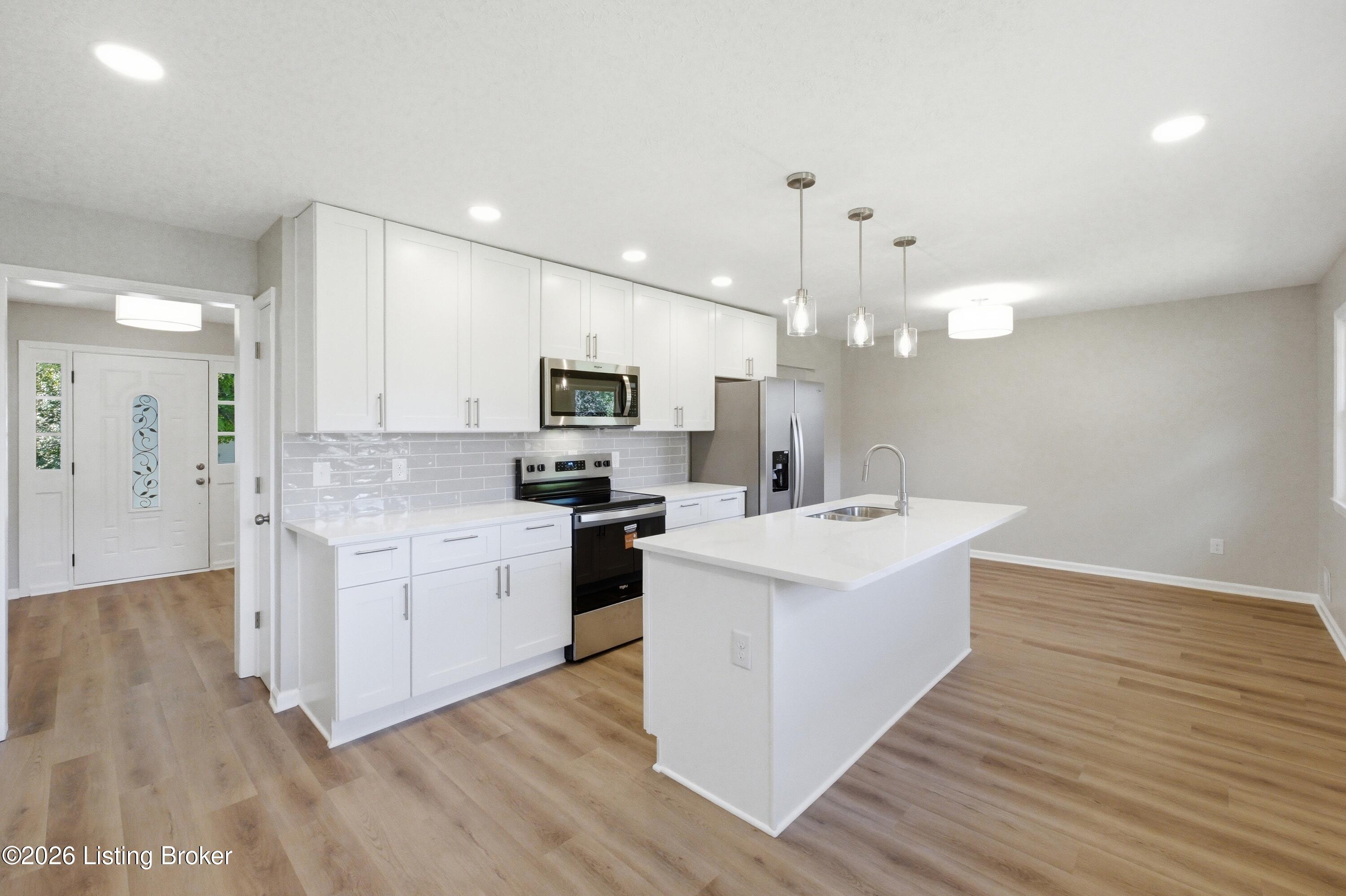 4767 Shenandoah Dr
