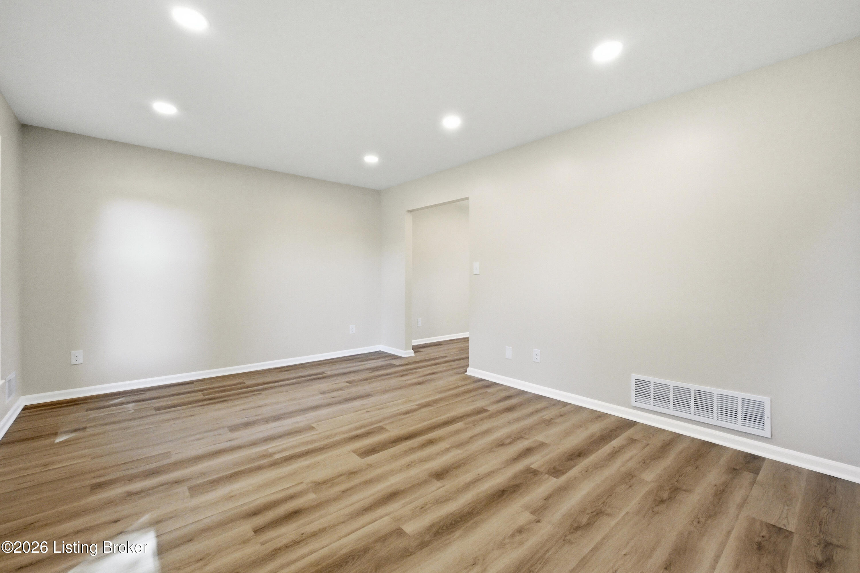 4767 Shenandoah Dr