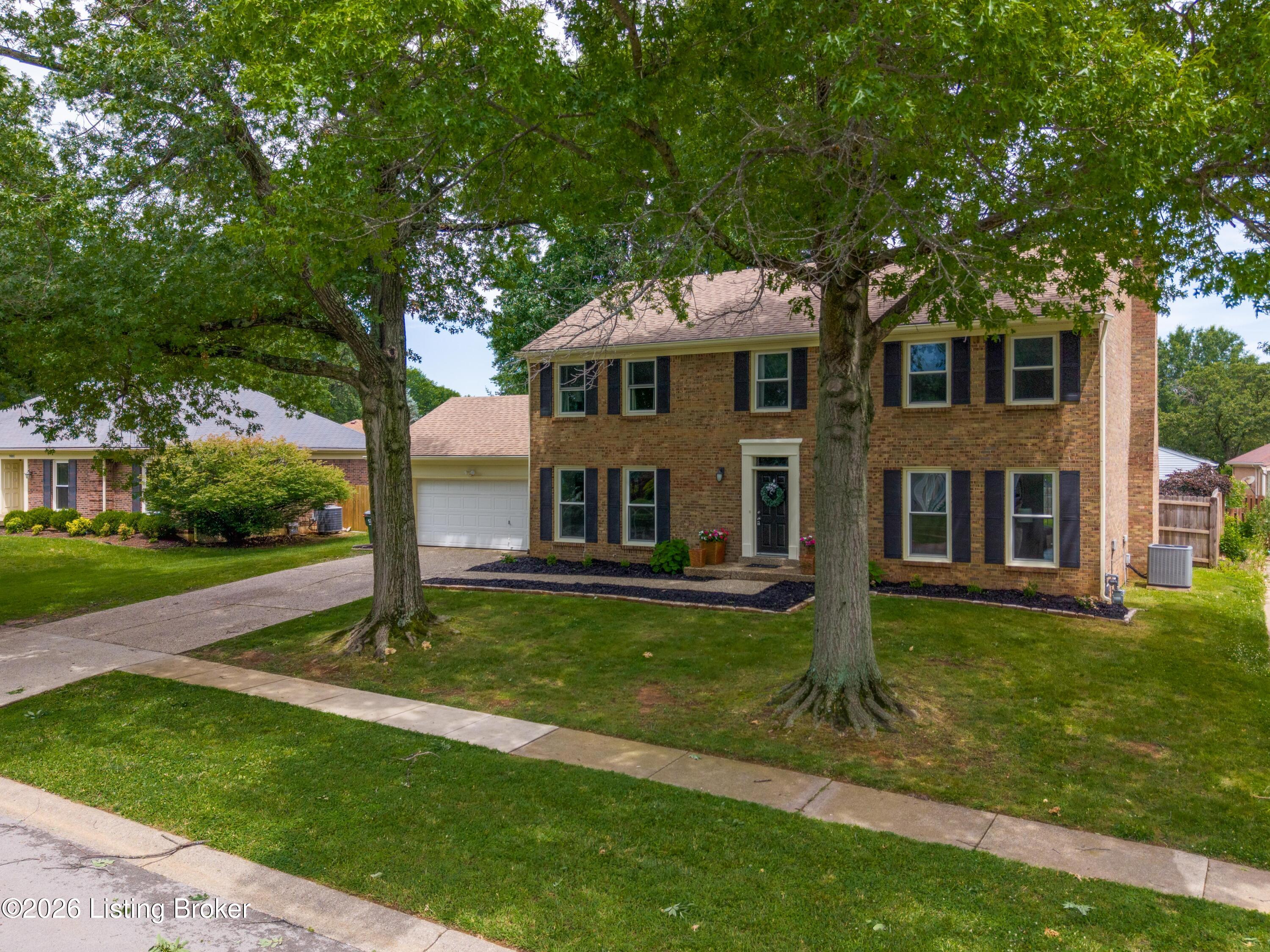 9003 Blossom Ln