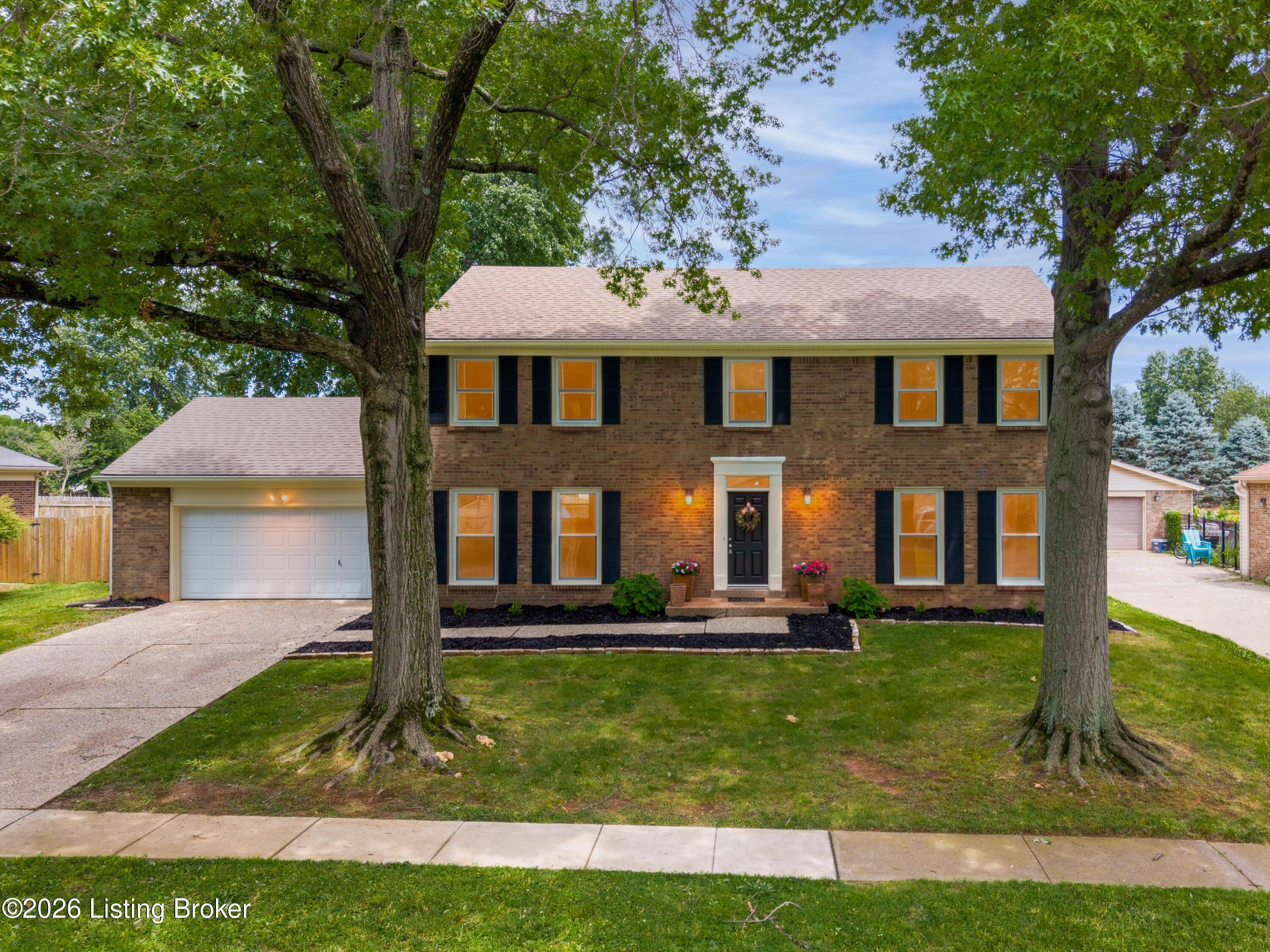 9003 Blossom Ln