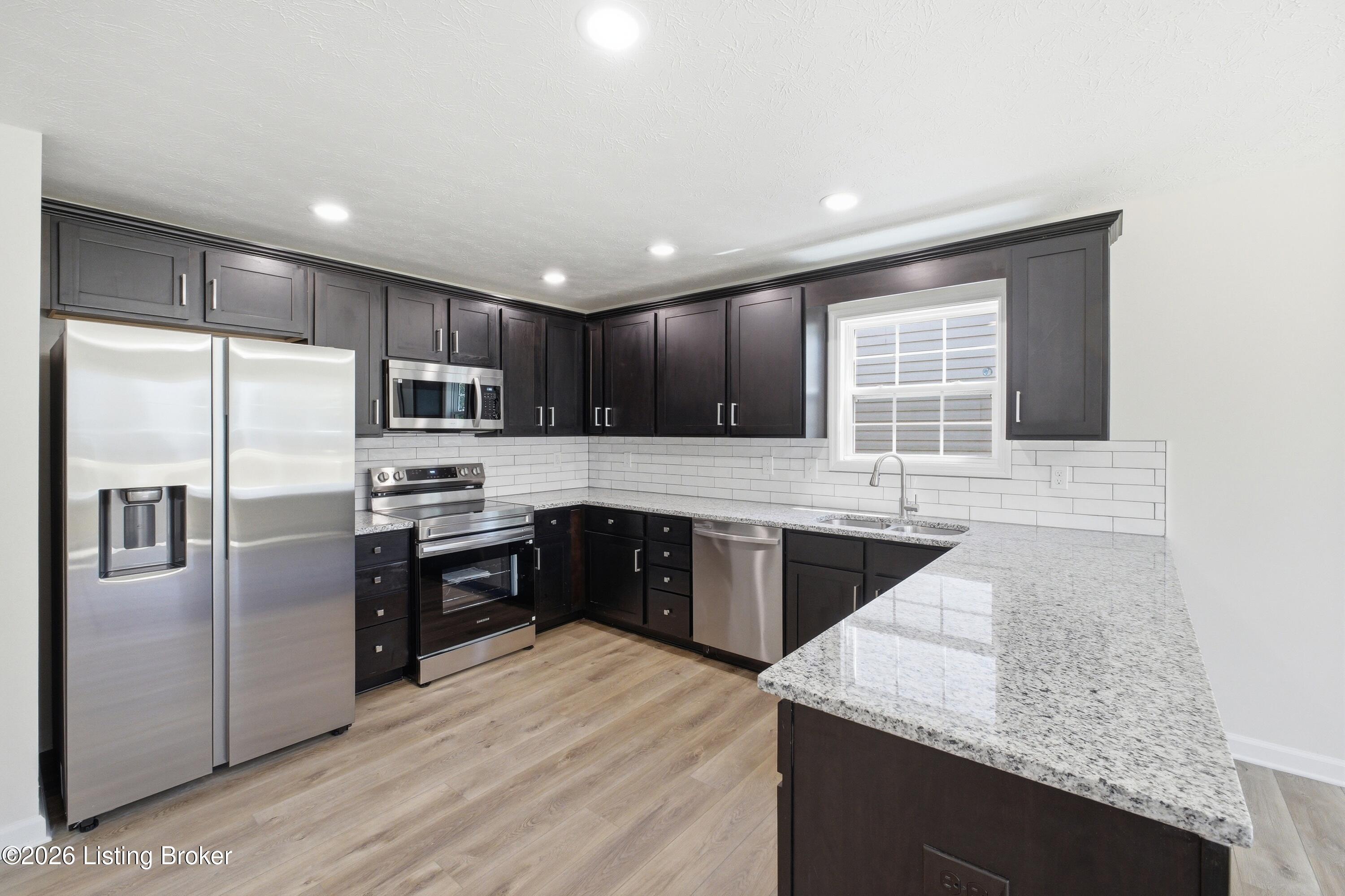 12312 Bristol Bay Pl