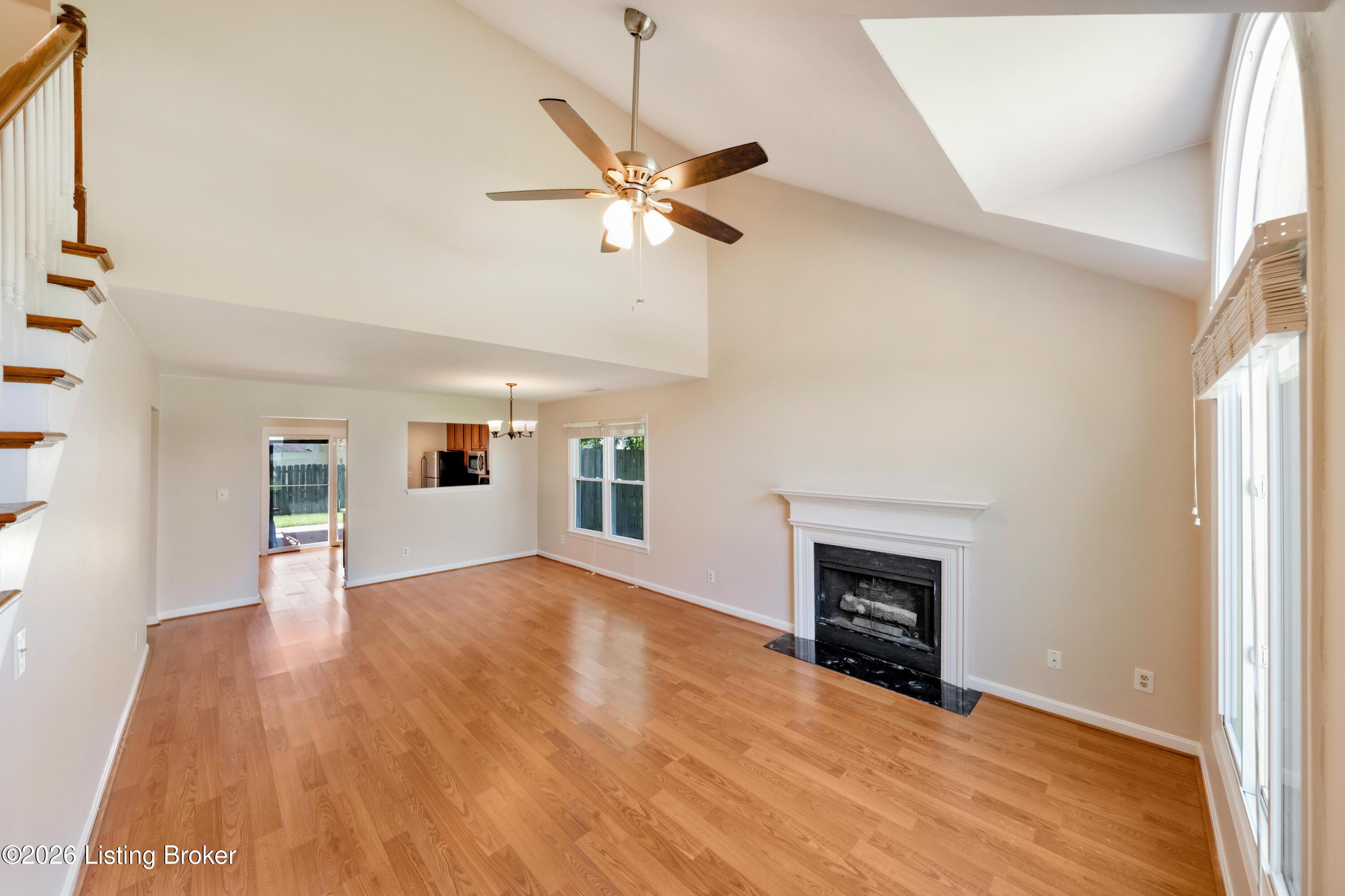 4104 Bay Pointe Dr