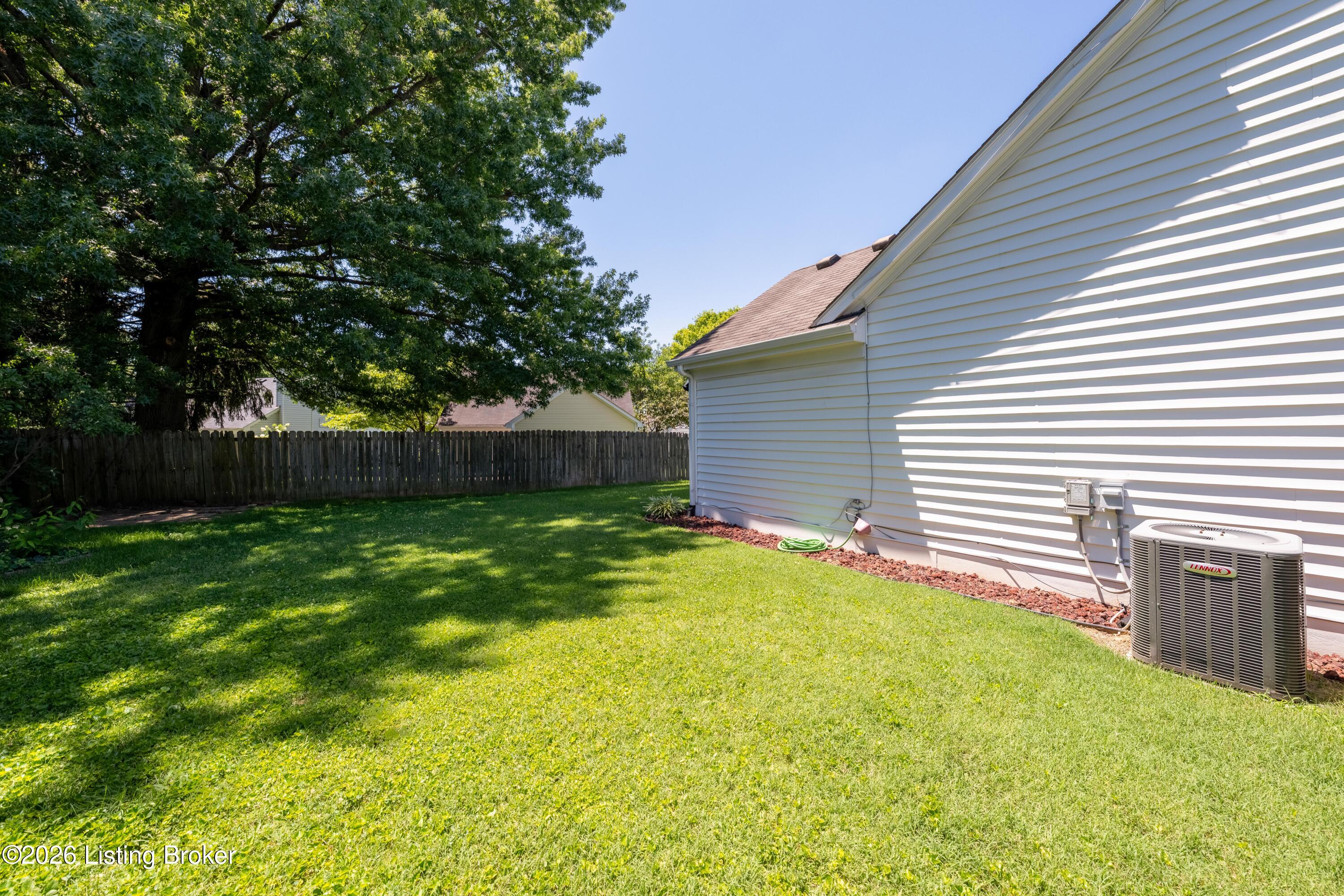 4104 Bay Pointe Dr