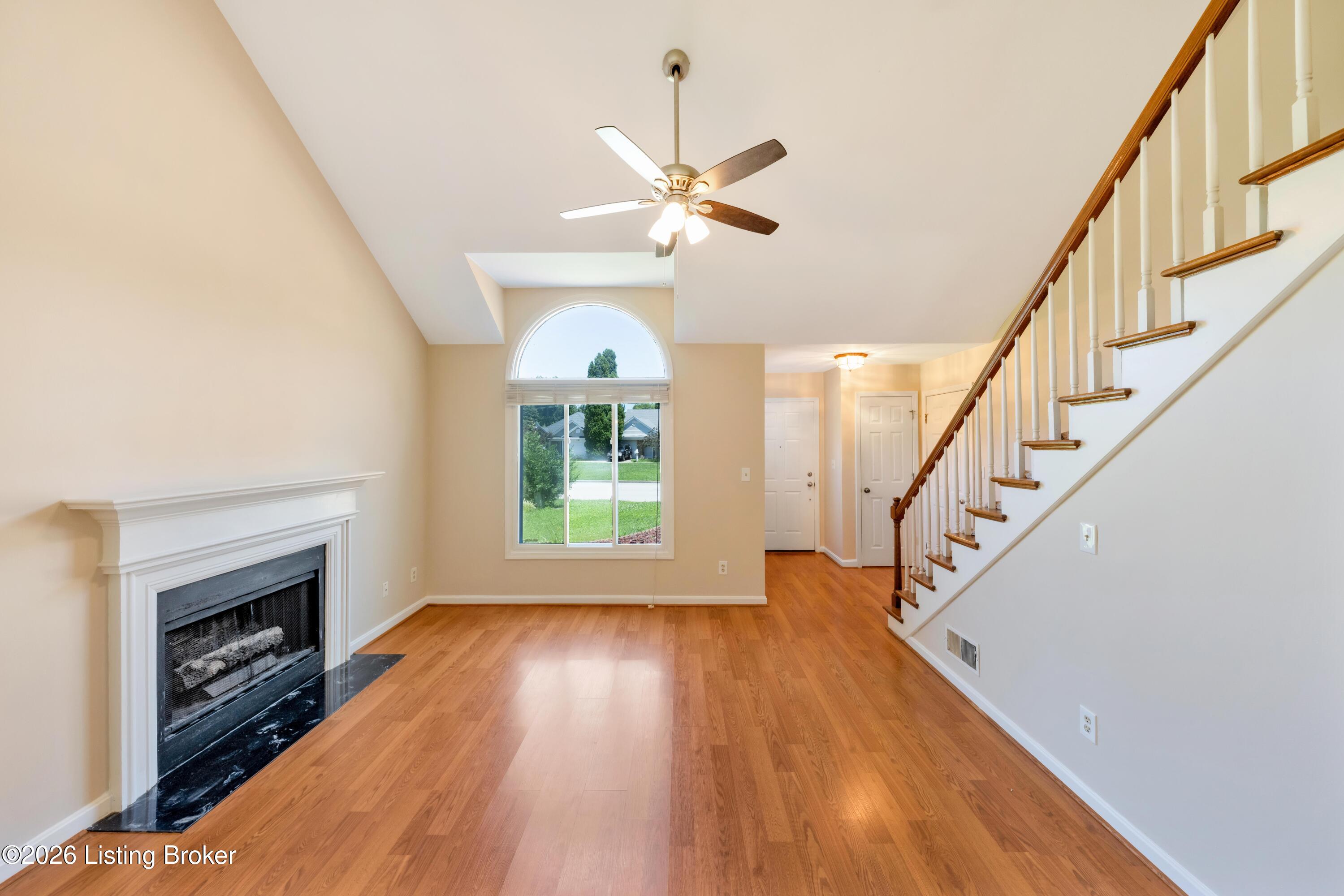 4104 Bay Pointe Dr