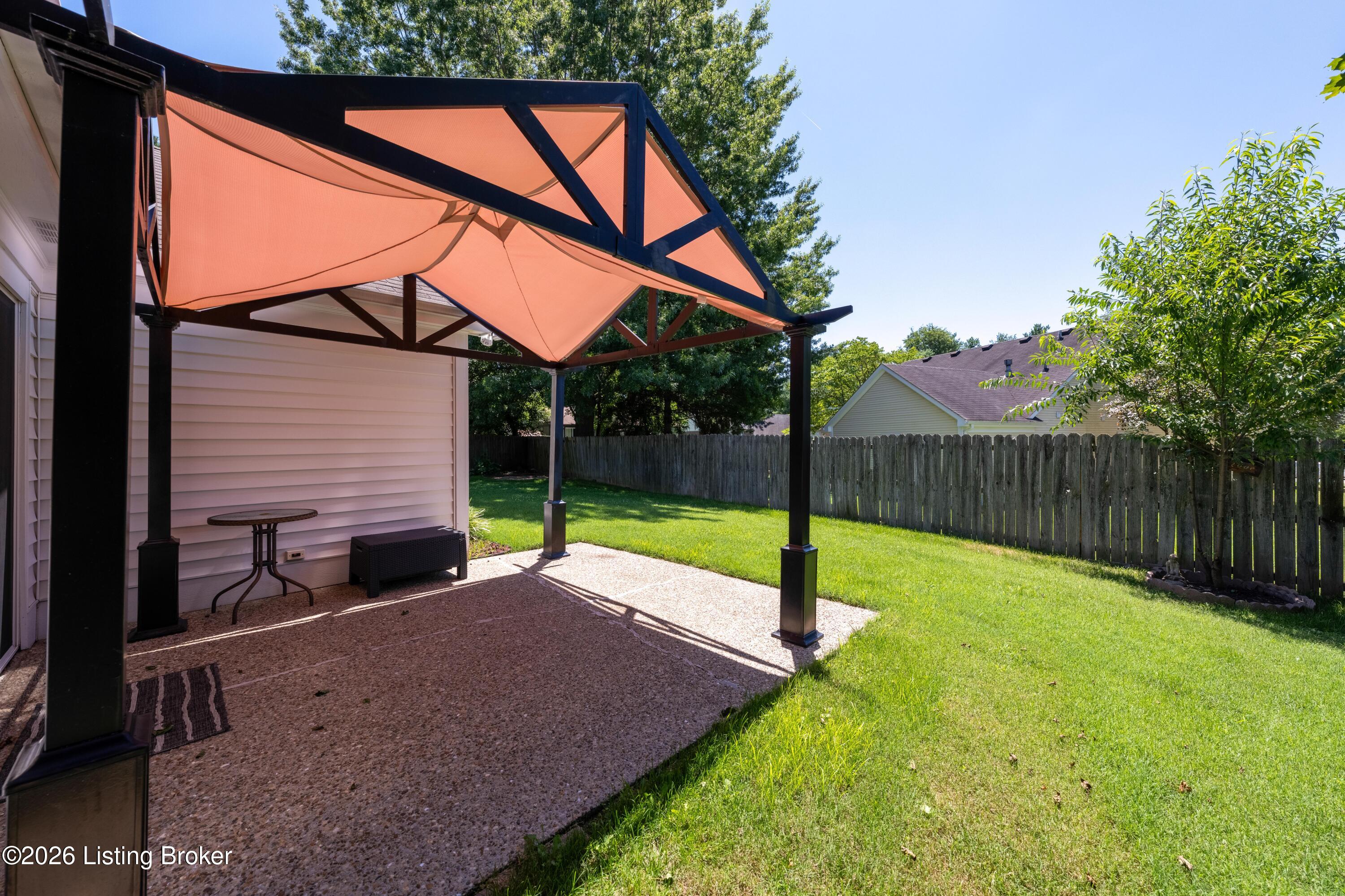 4104 Bay Pointe Dr