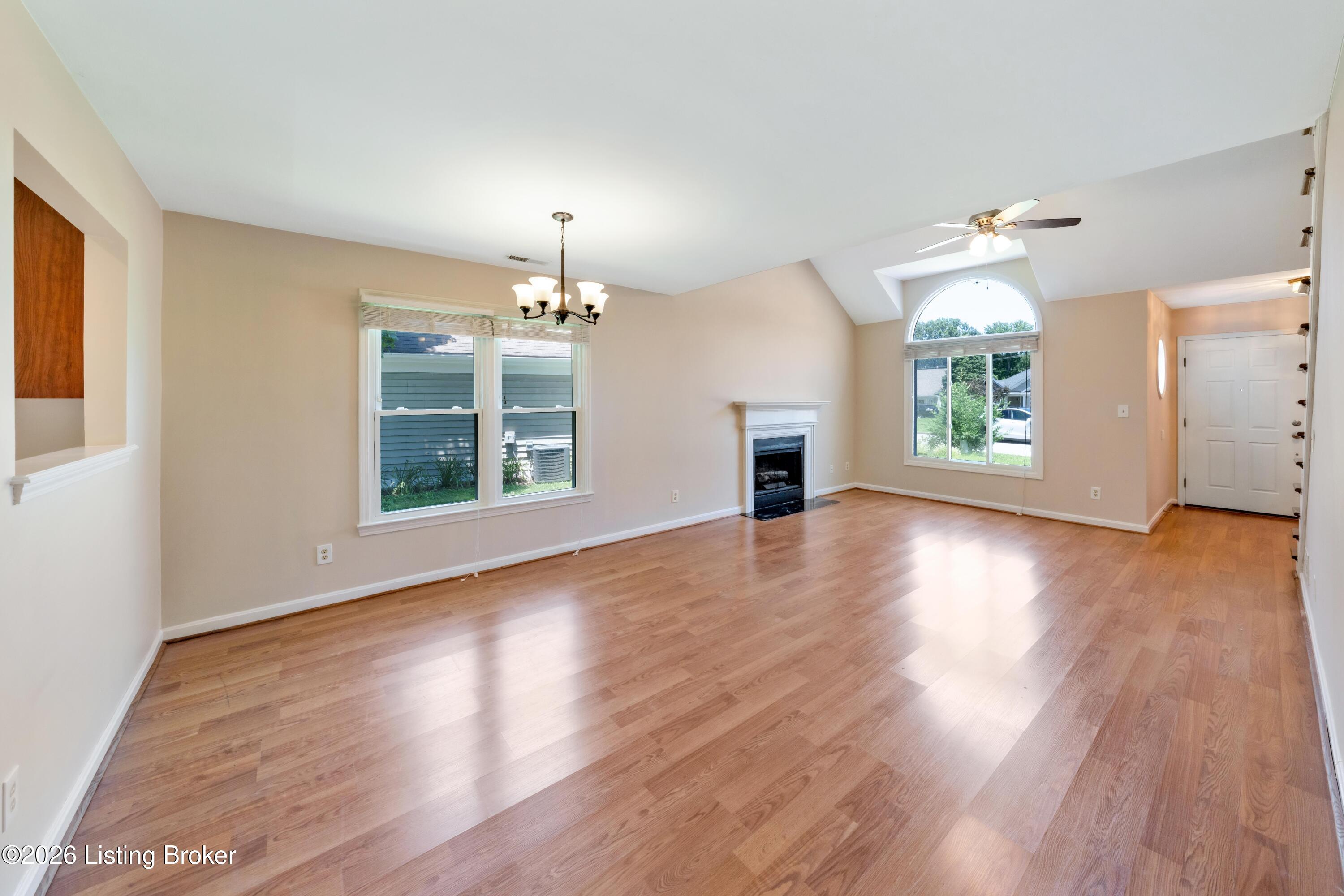 4104 Bay Pointe Dr