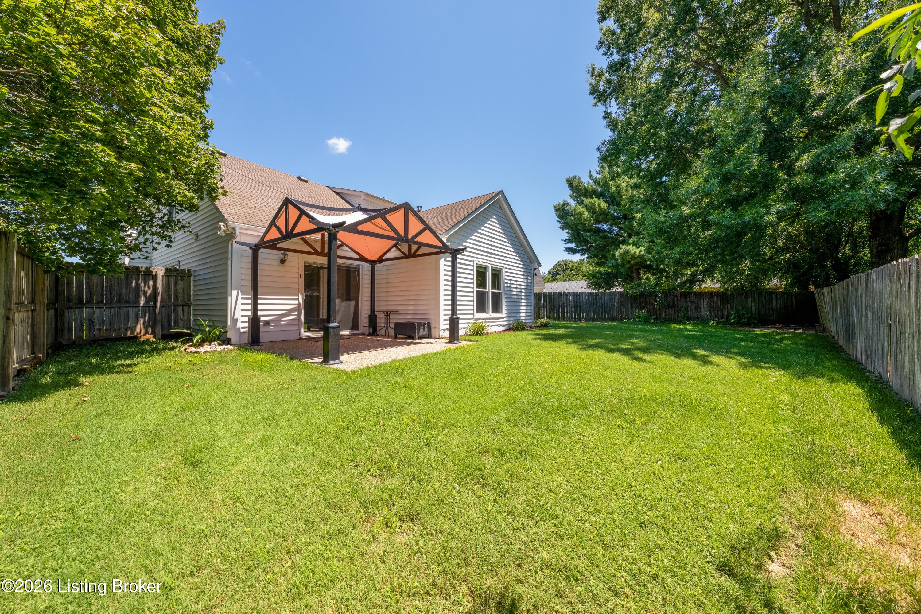 4104 Bay Pointe Dr