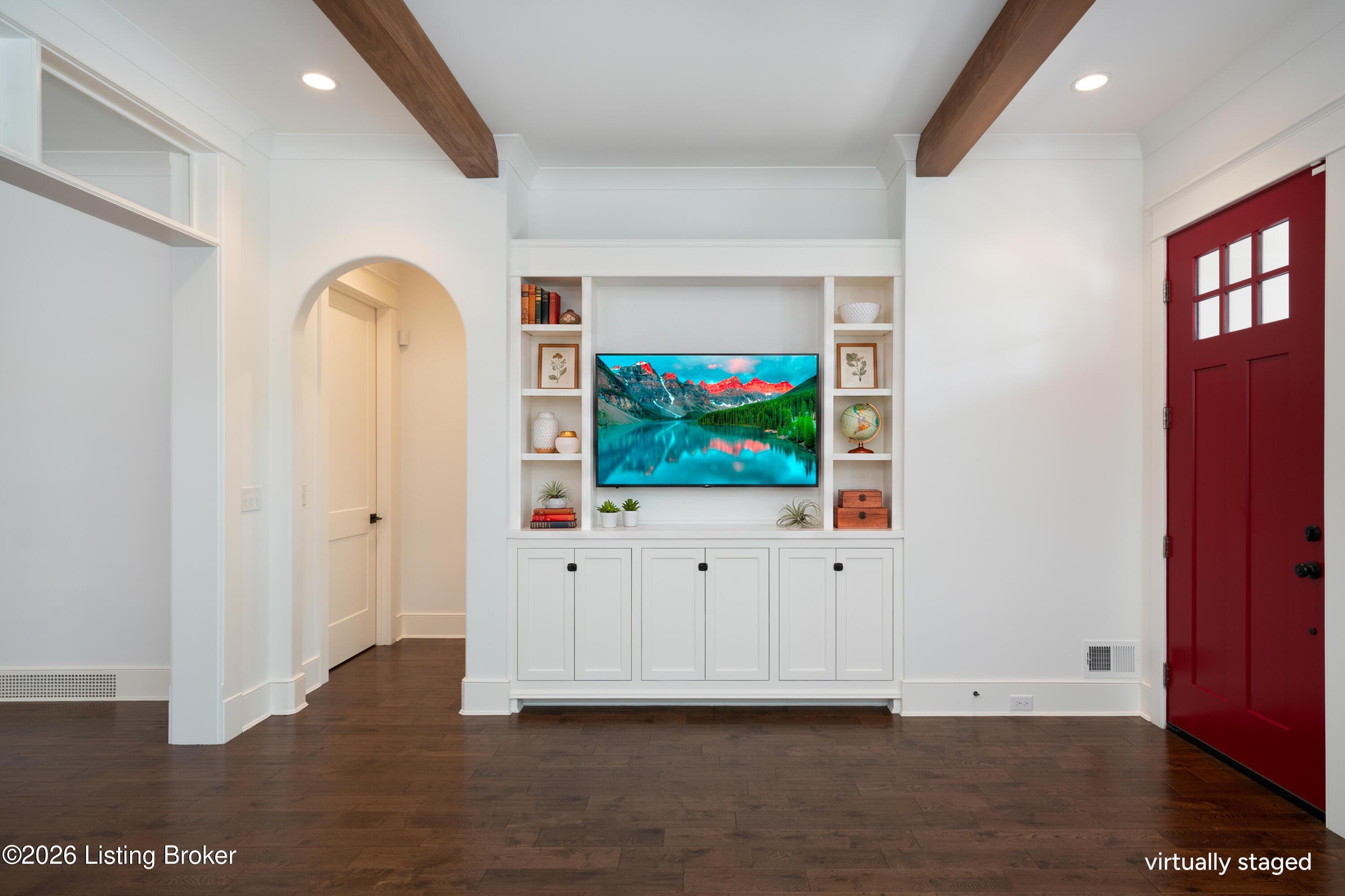 6410 Meeting St