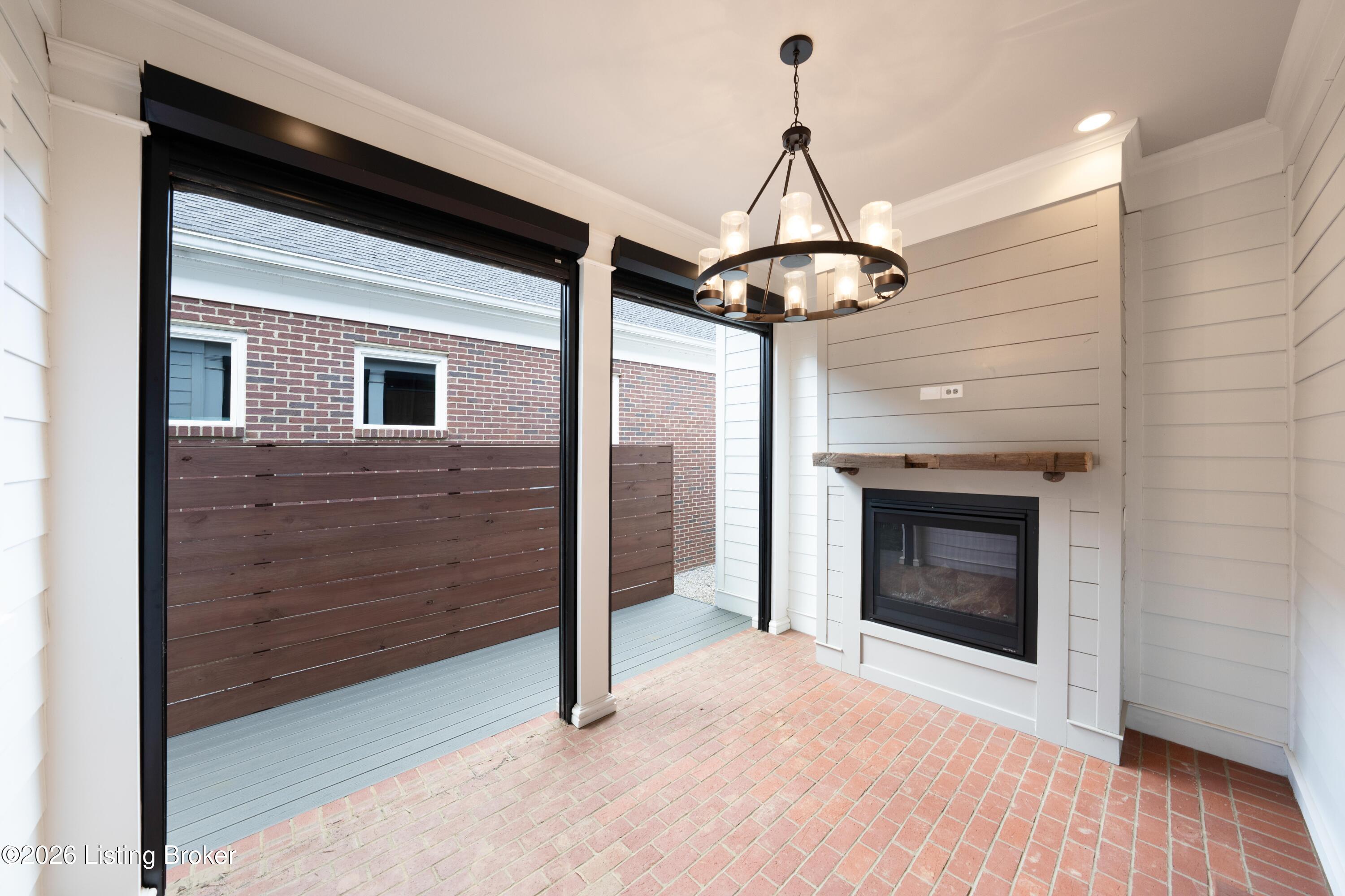 6410 Meeting St