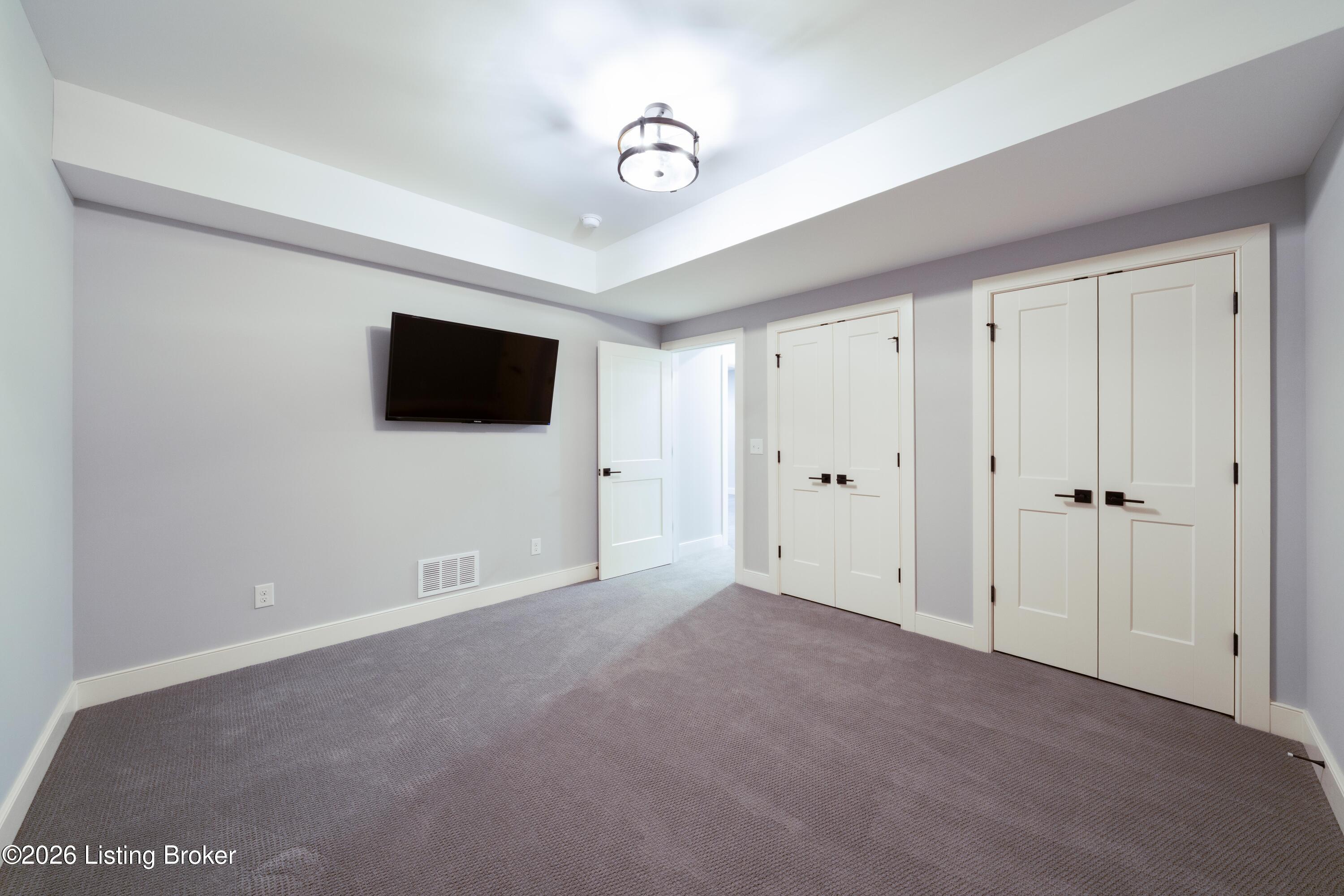 6410 Meeting St