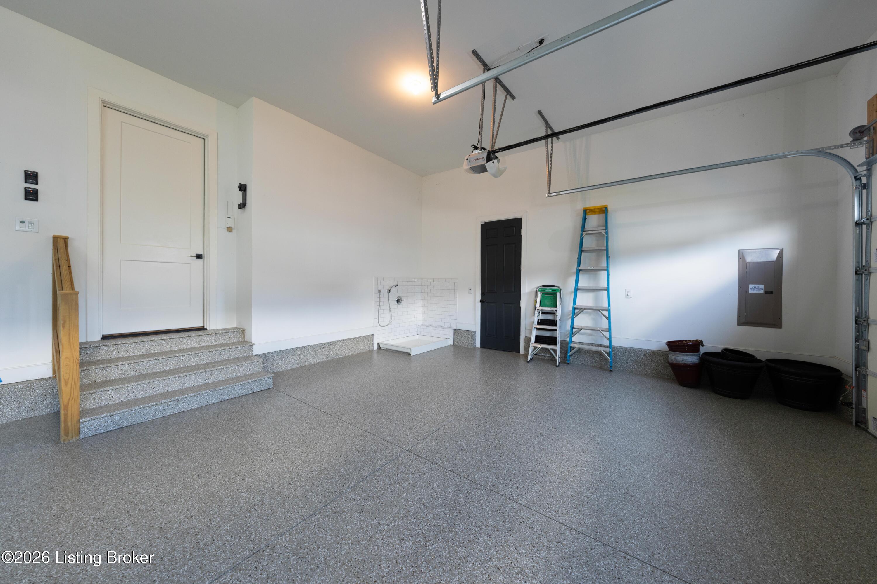 6410 Meeting St