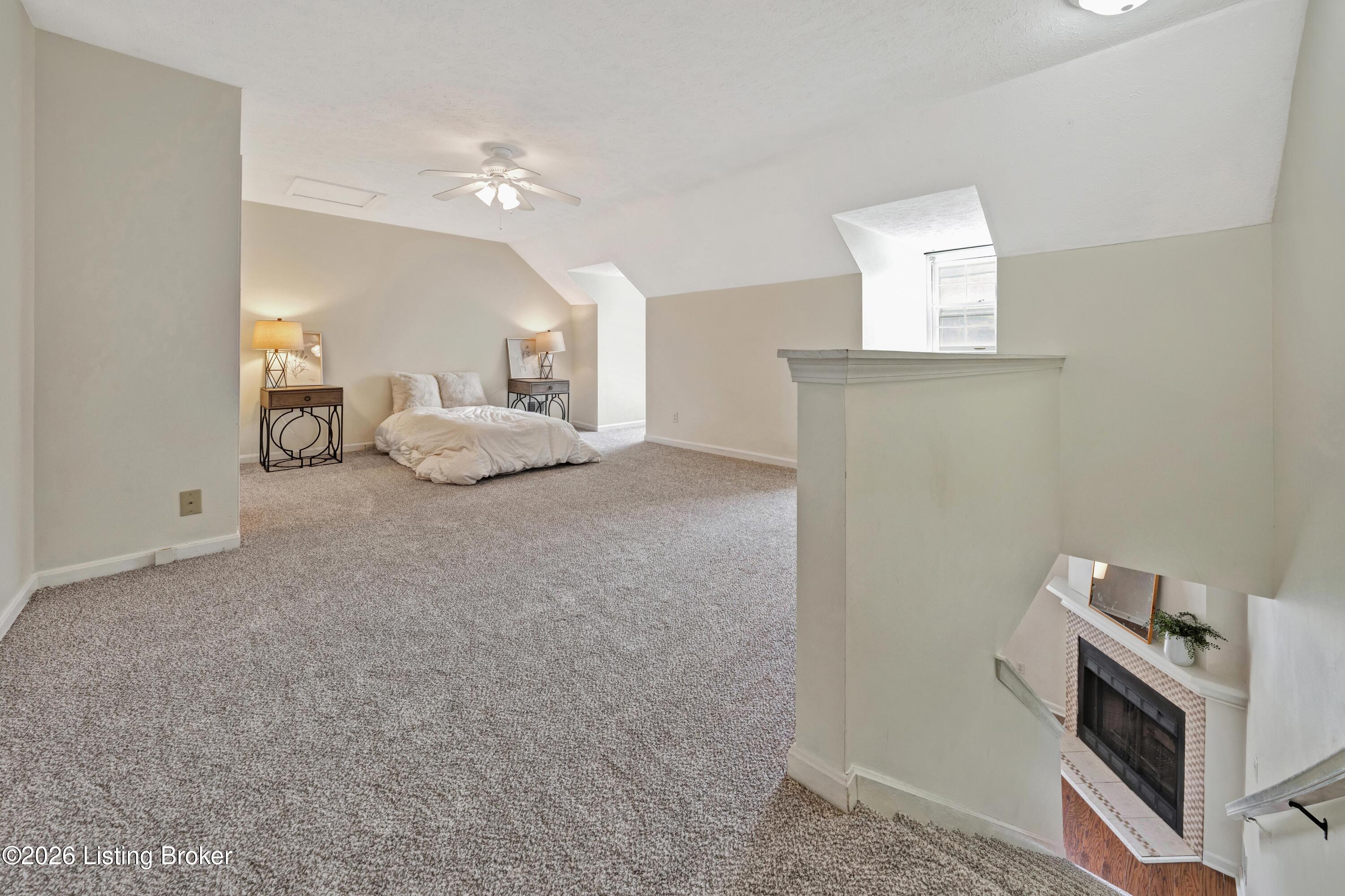 10787 Colonial Woods Way