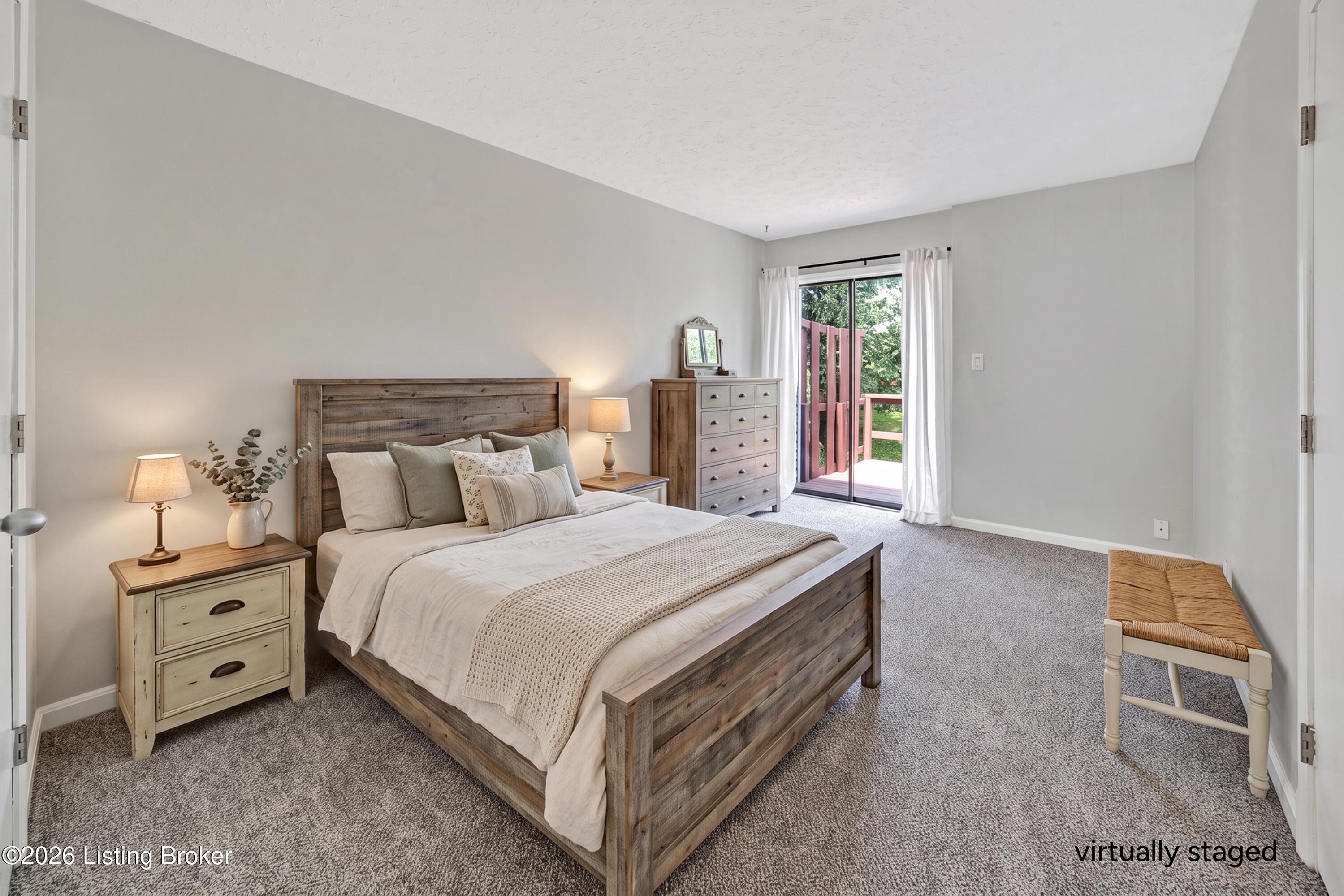 10787 Colonial Woods Way
