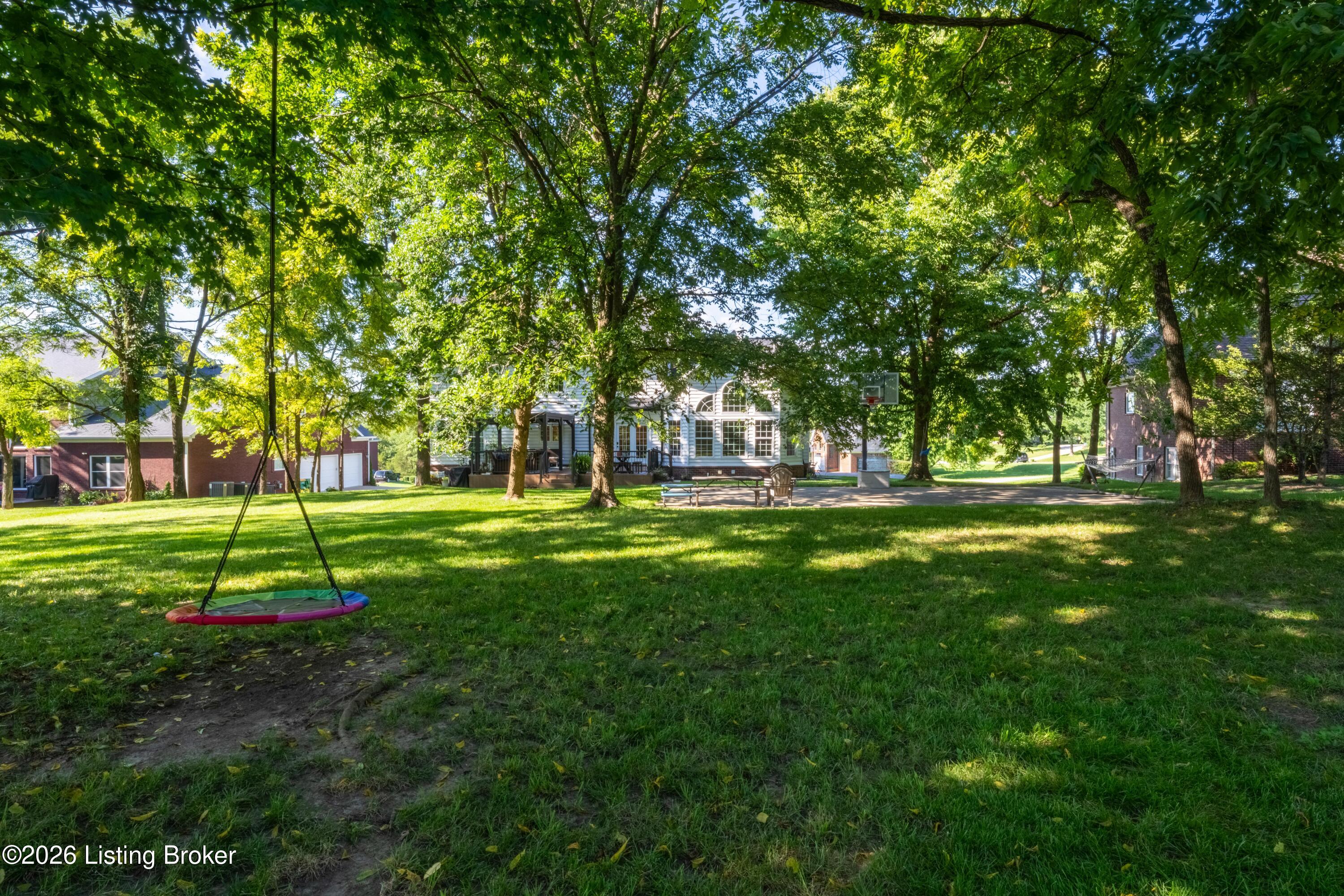 83 Persimmon Ridge Dr