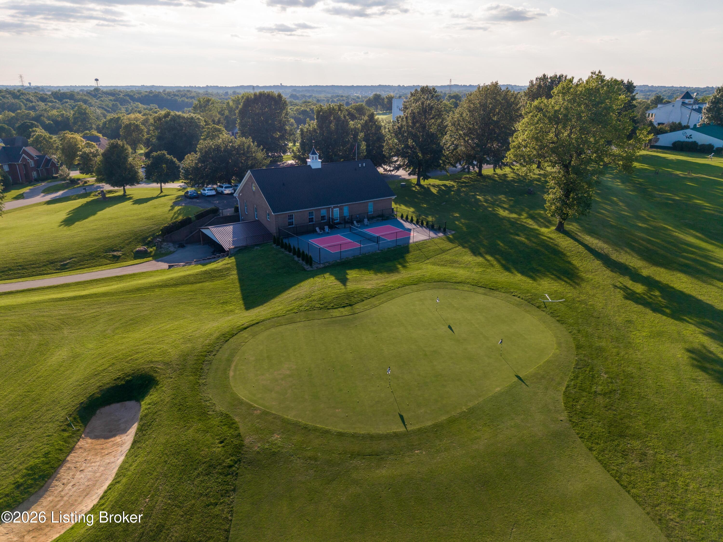 83 Persimmon Ridge Dr