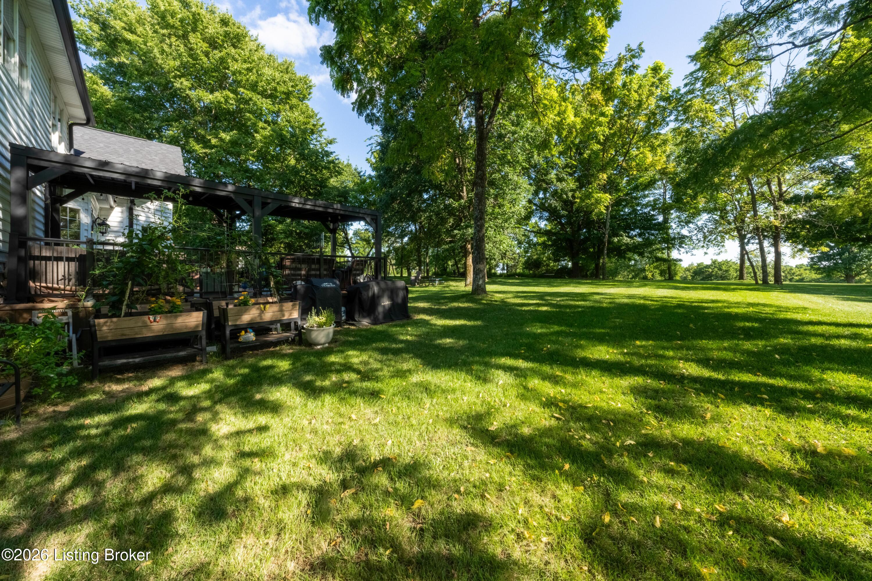 83 Persimmon Ridge Dr