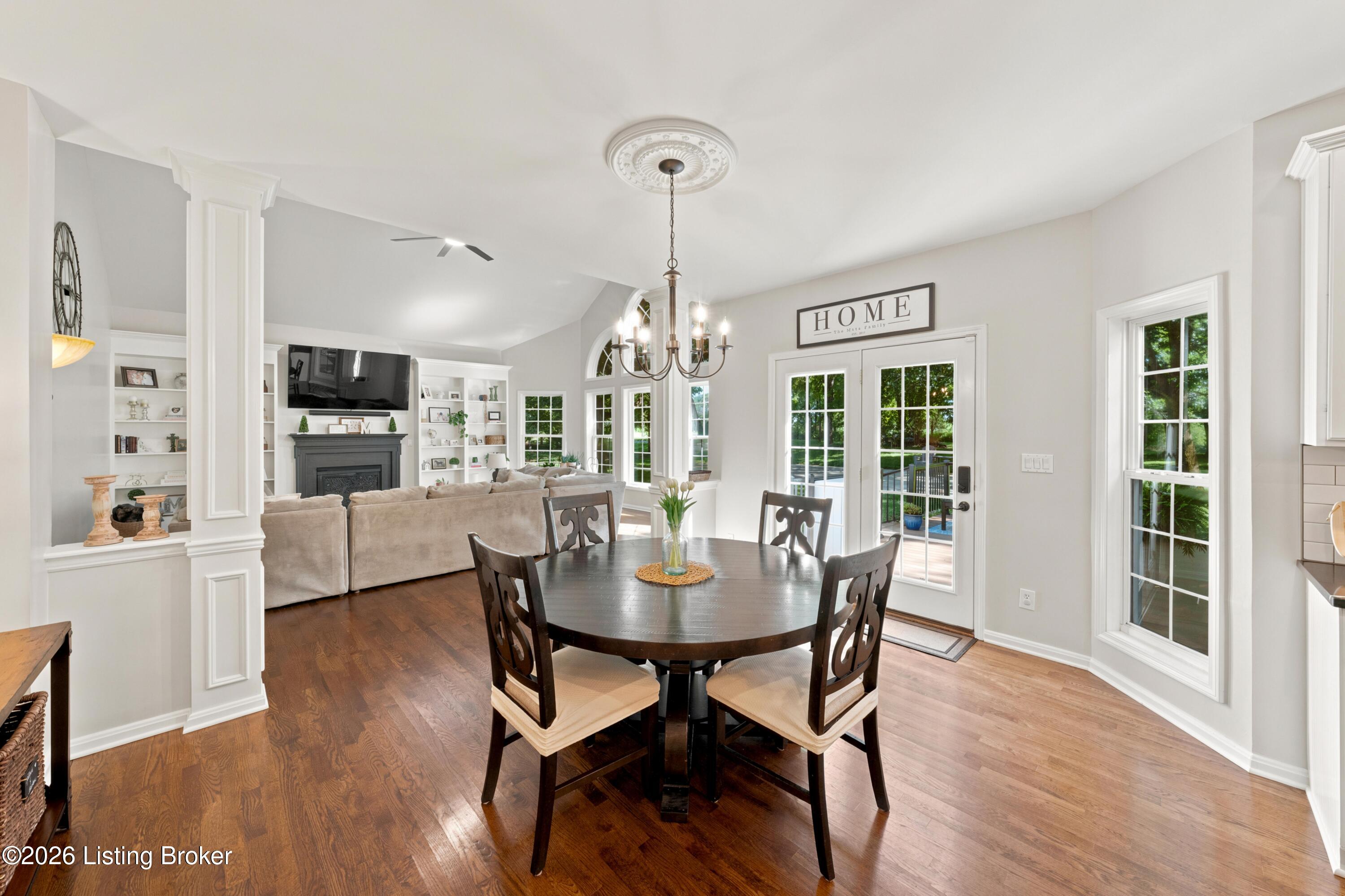 83 Persimmon Ridge Dr