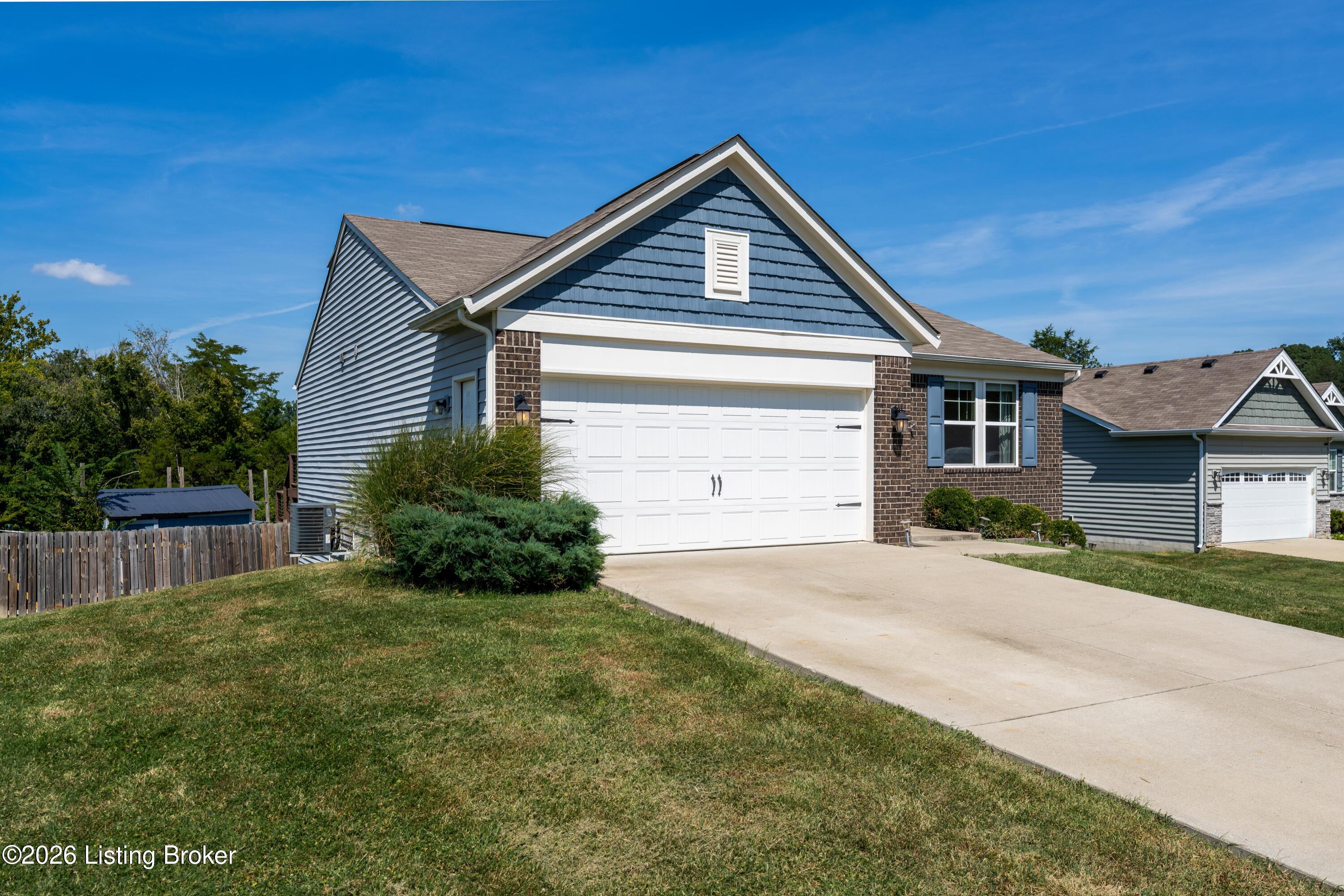 125 Broken Branch Ct
