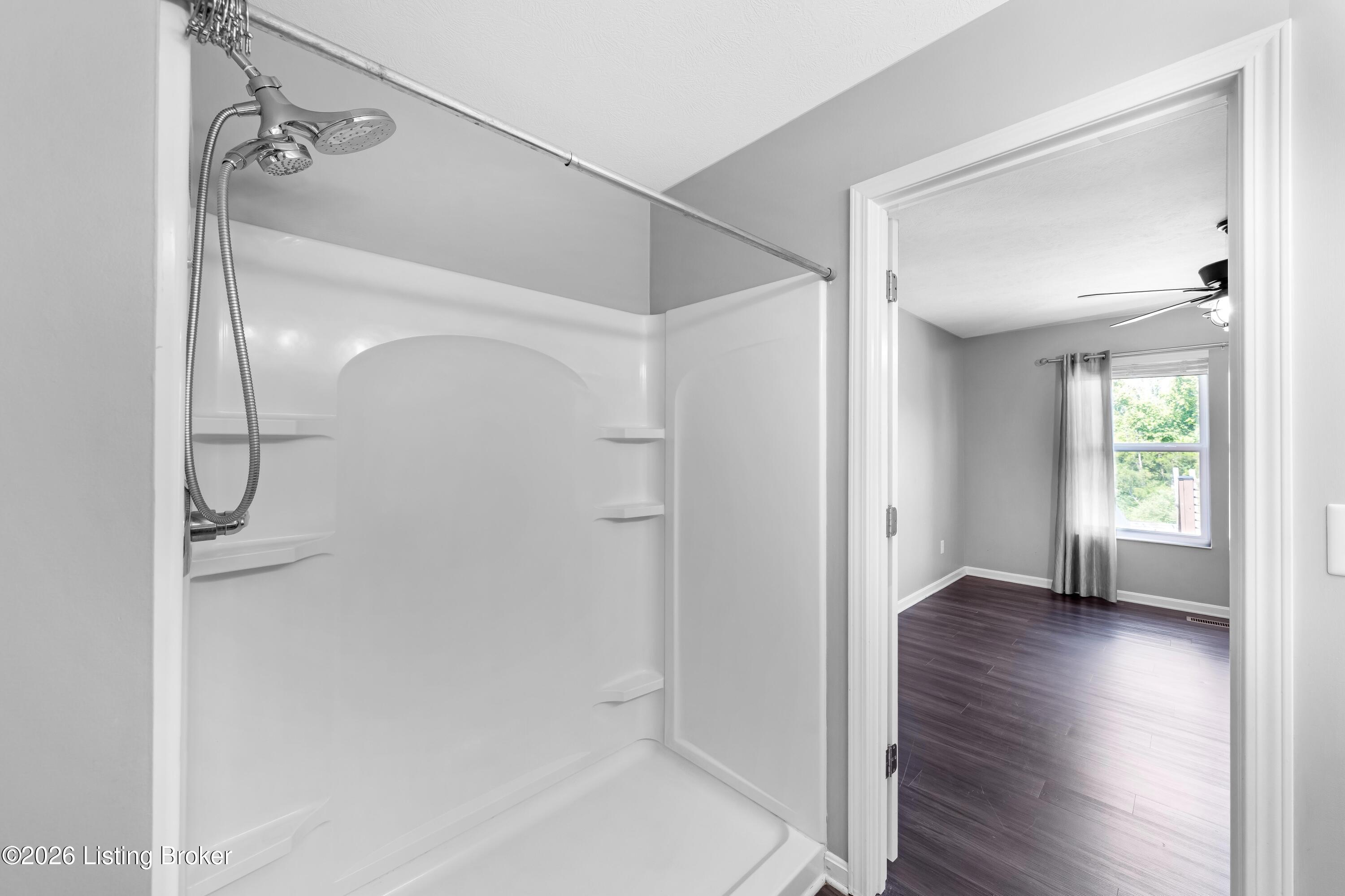 125 Broken Branch Ct