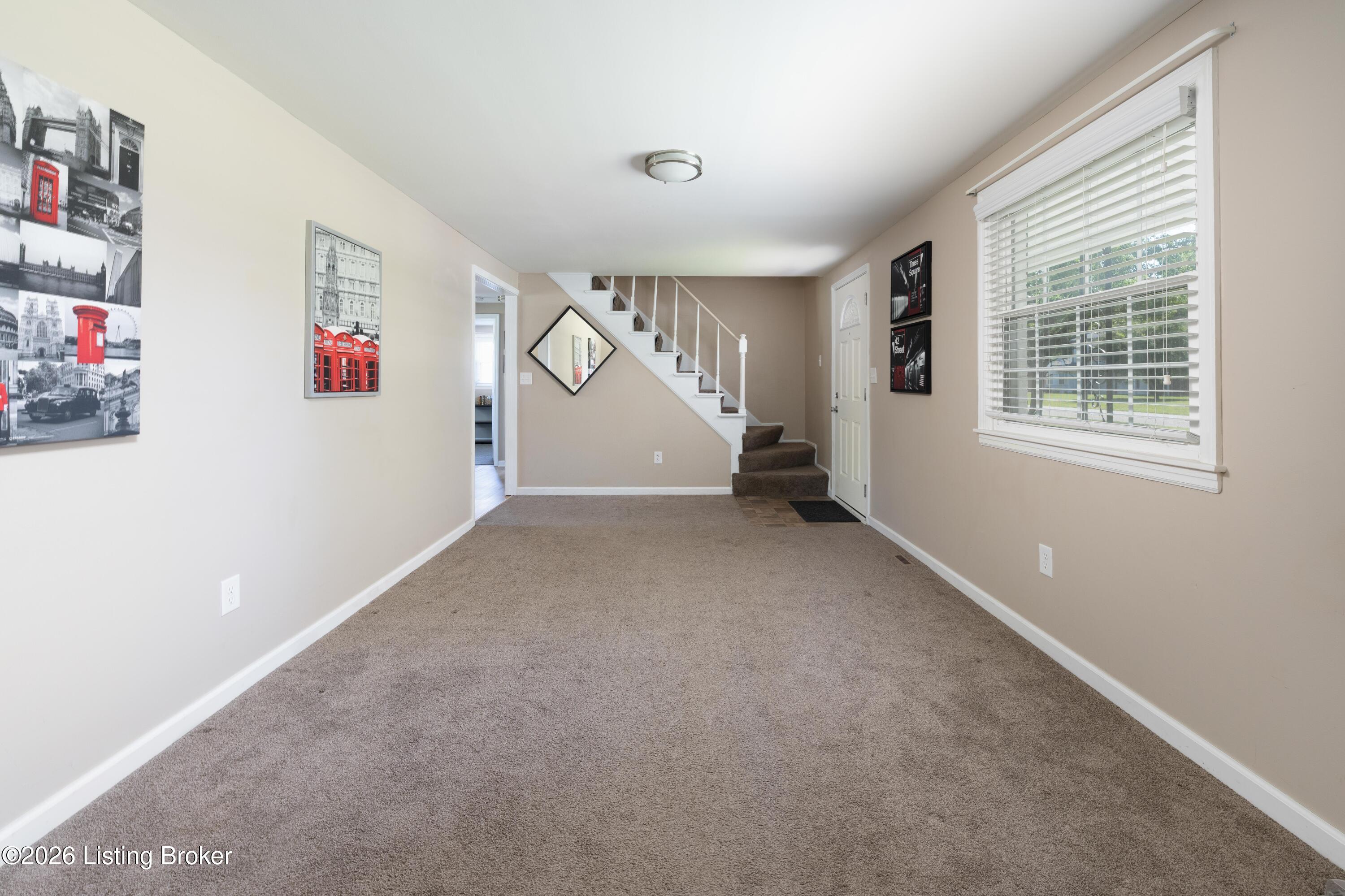 4311 Lynnbrook Dr