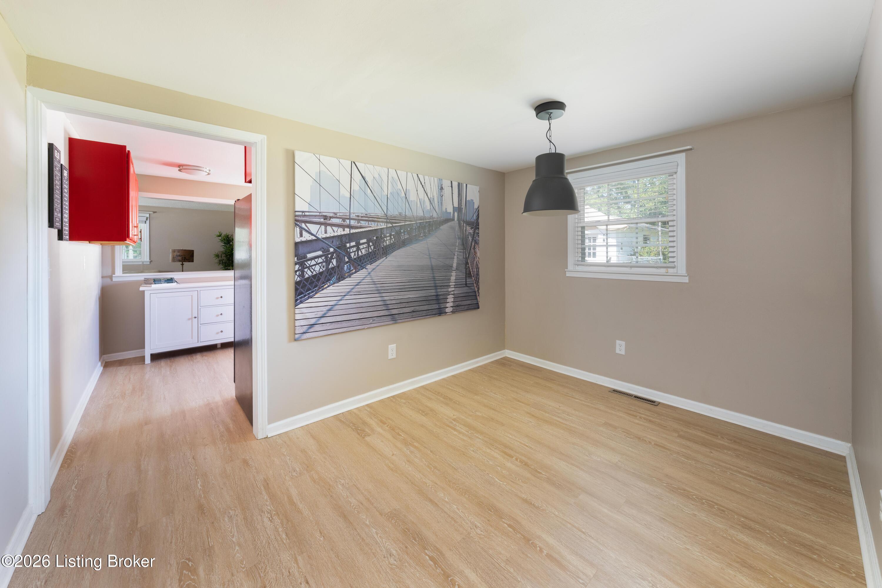 4311 Lynnbrook Dr