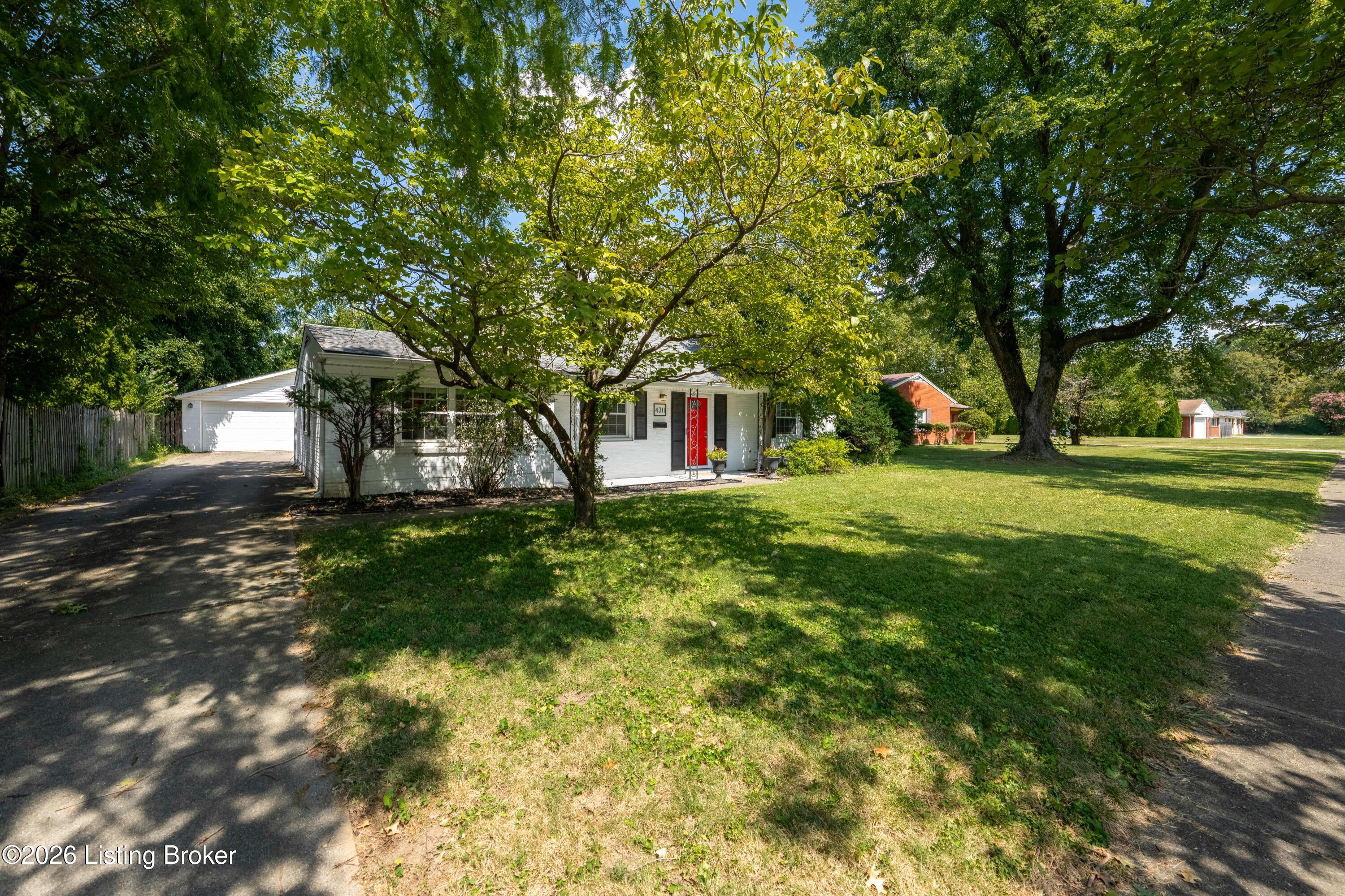 4311 Lynnbrook Dr