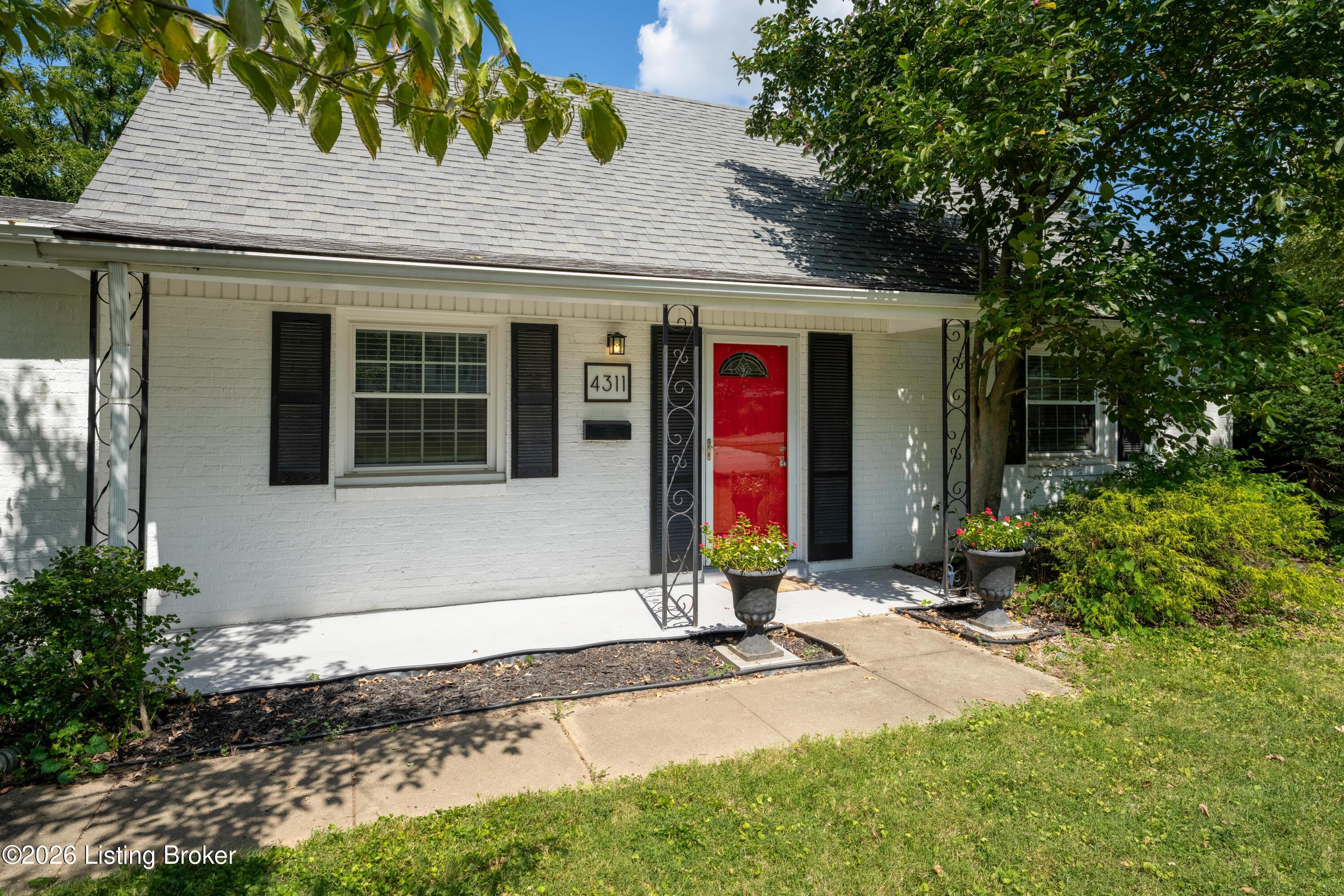 4311 Lynnbrook Dr