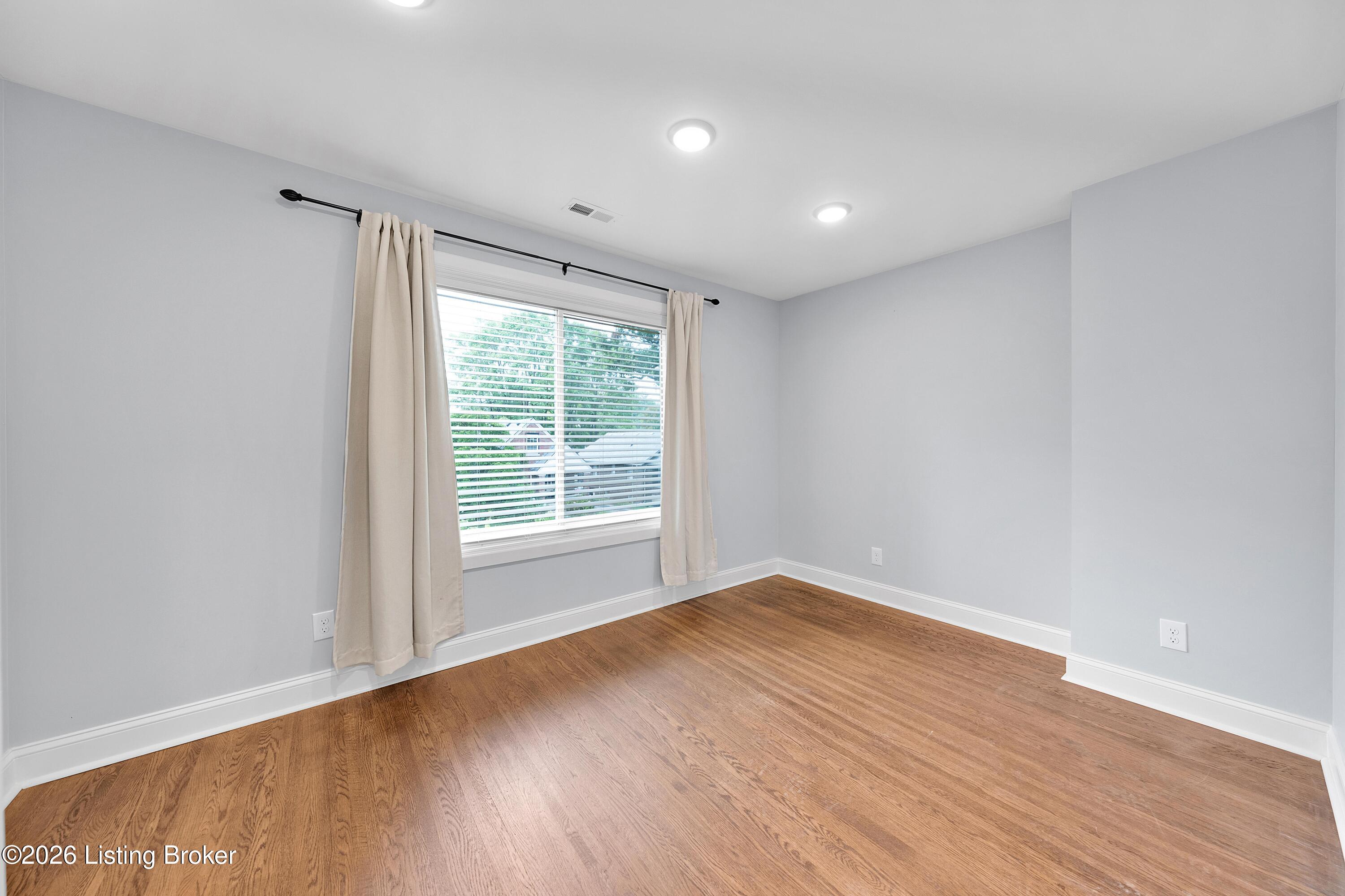 145 Wiltshire Ave