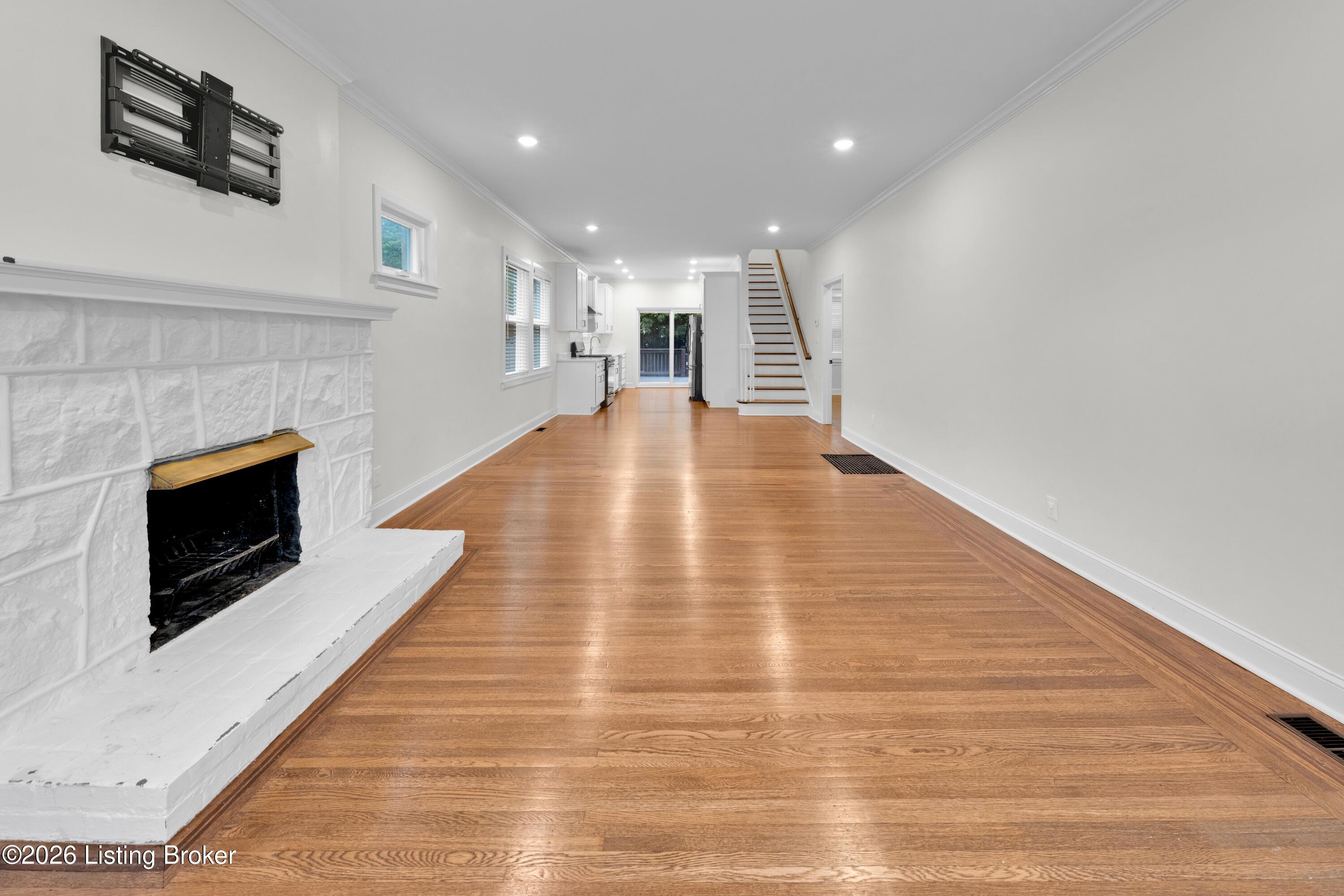 145 Wiltshire Ave