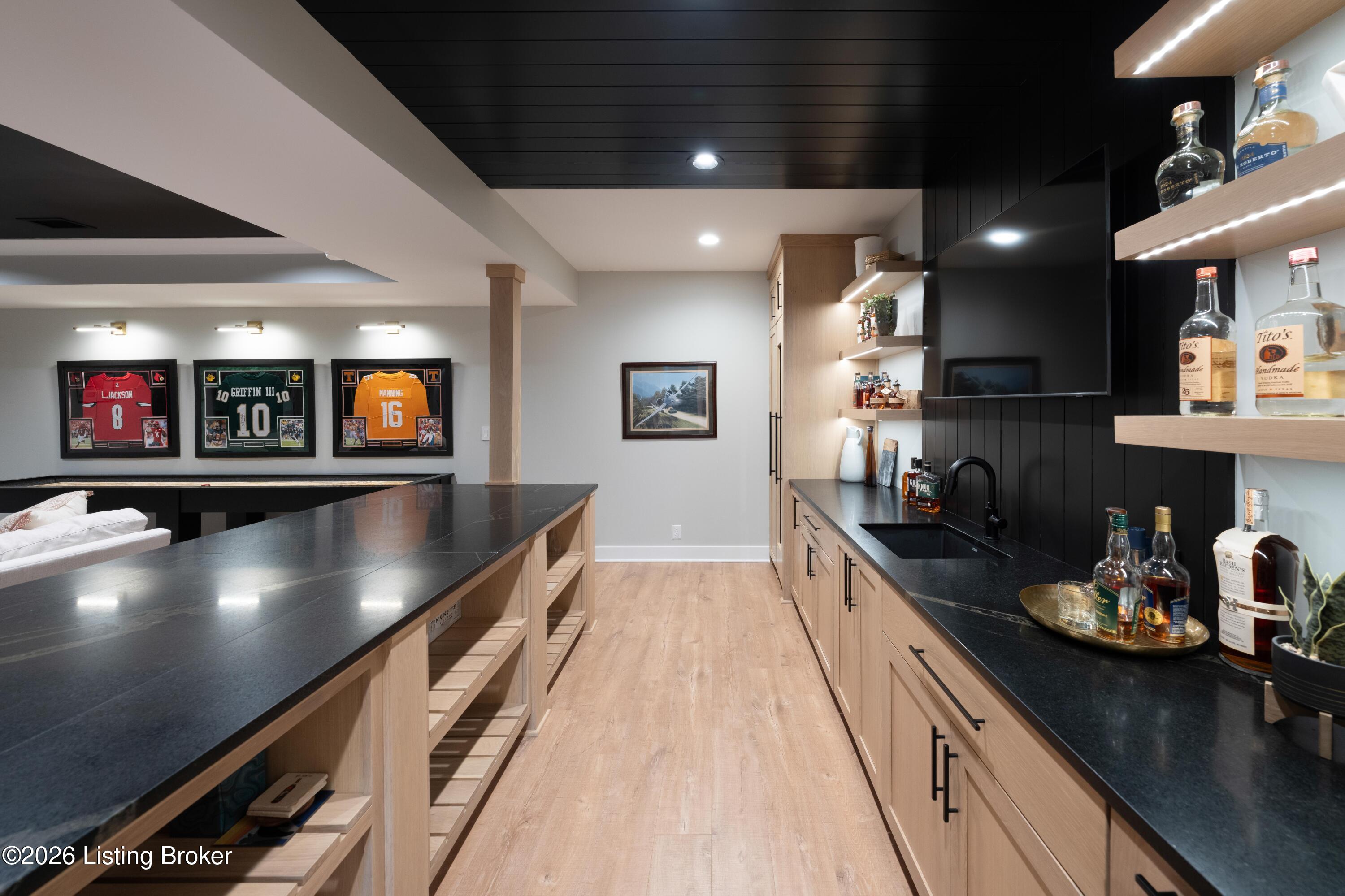 11404 River Beauty Loop