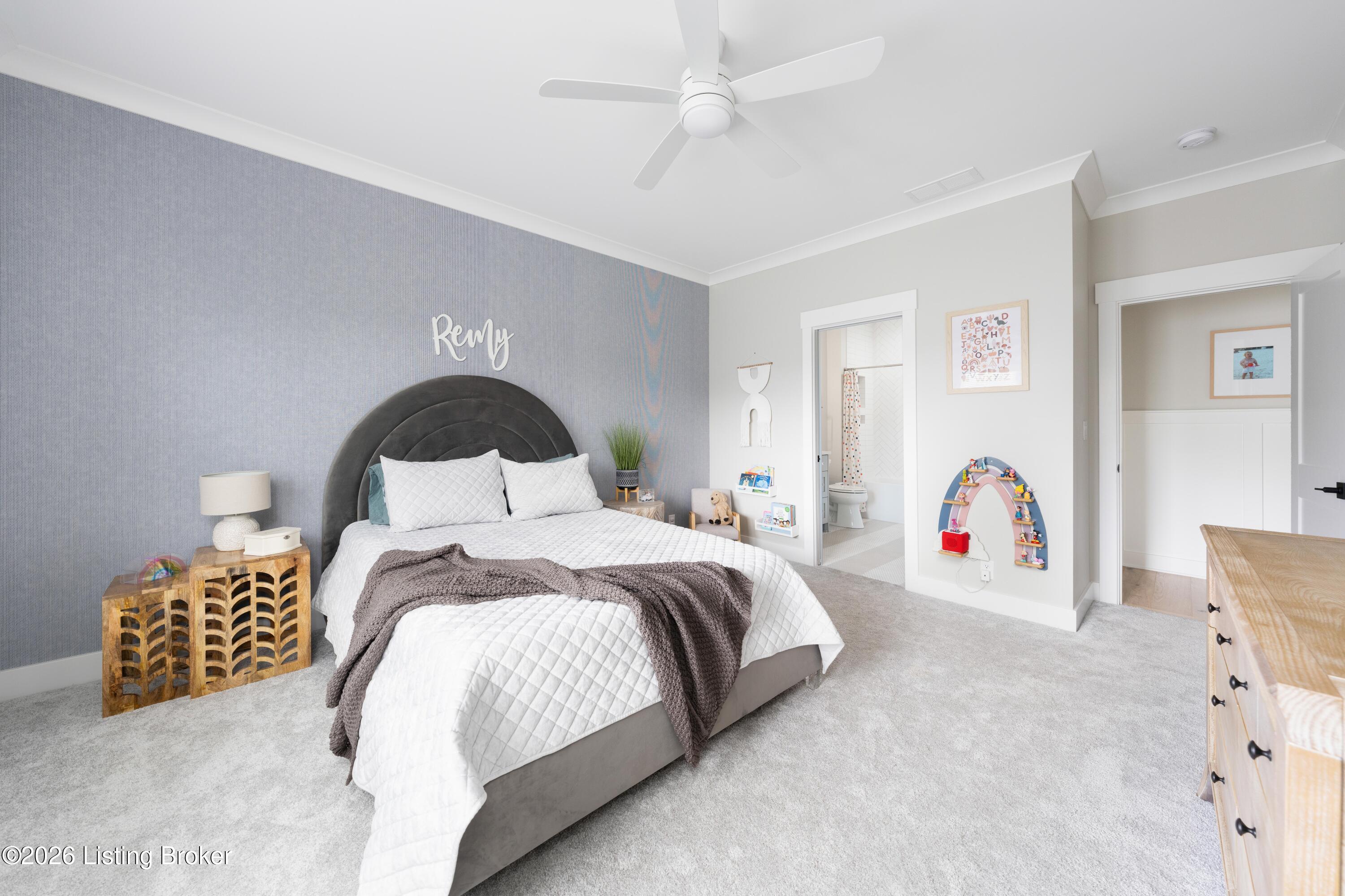 11404 River Beauty Loop