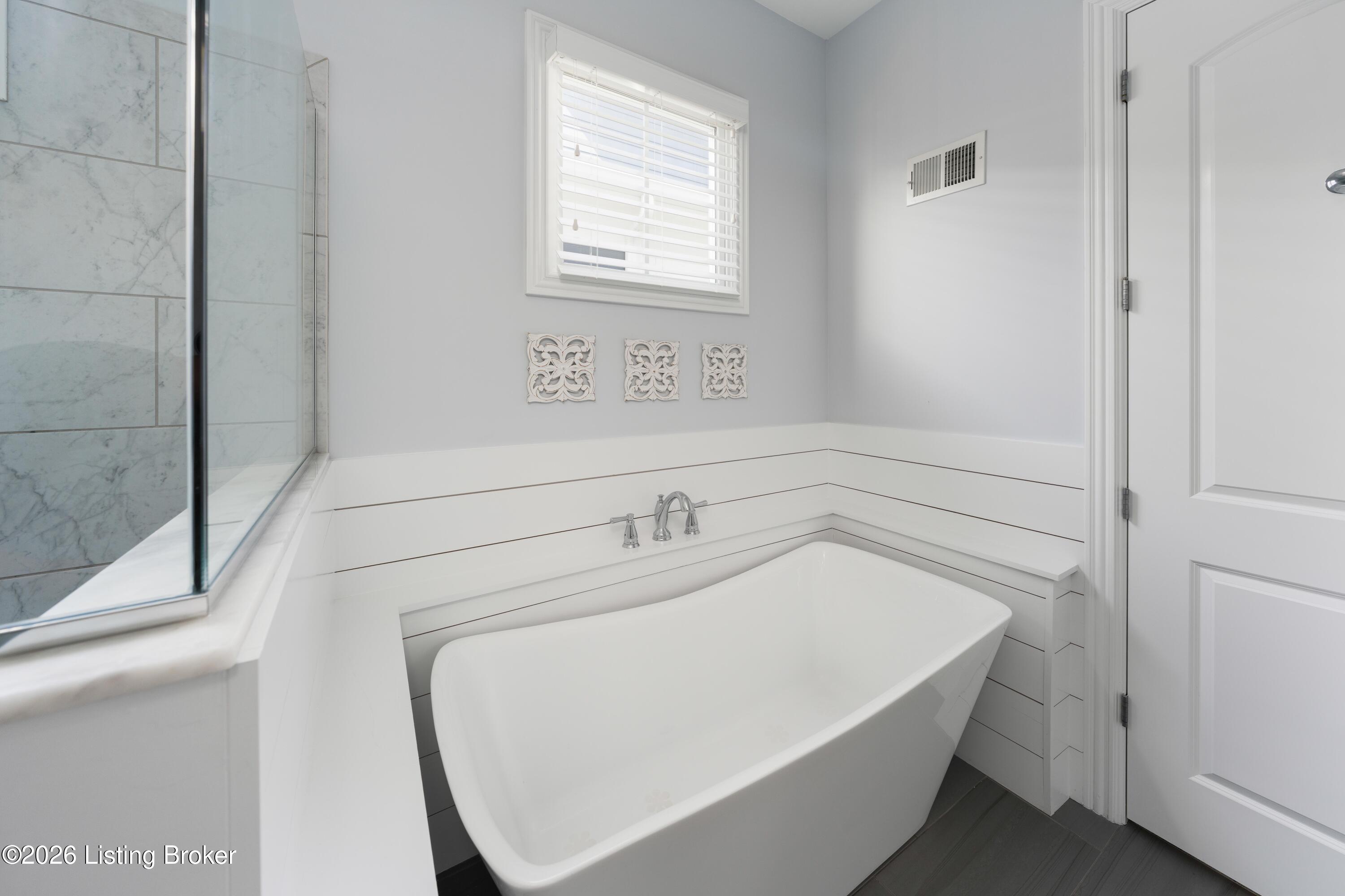 6415 Mistflower Cir