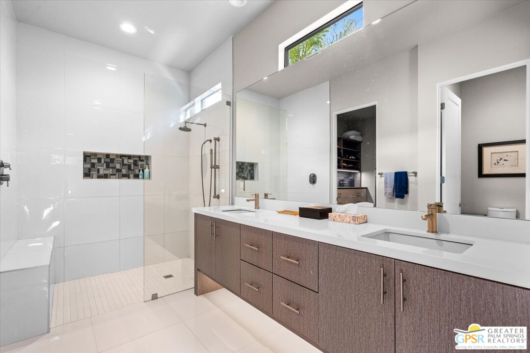 35297 District East St