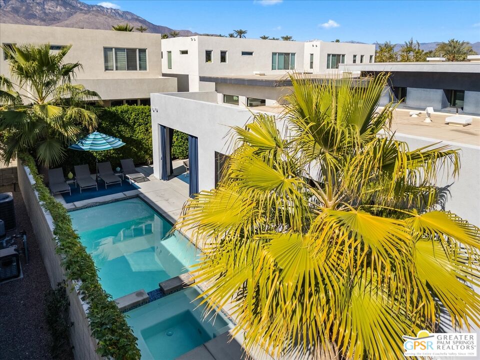 35297 District East St