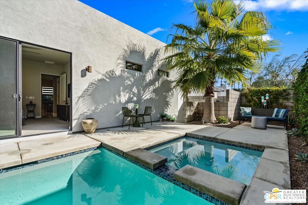 35297 District East St