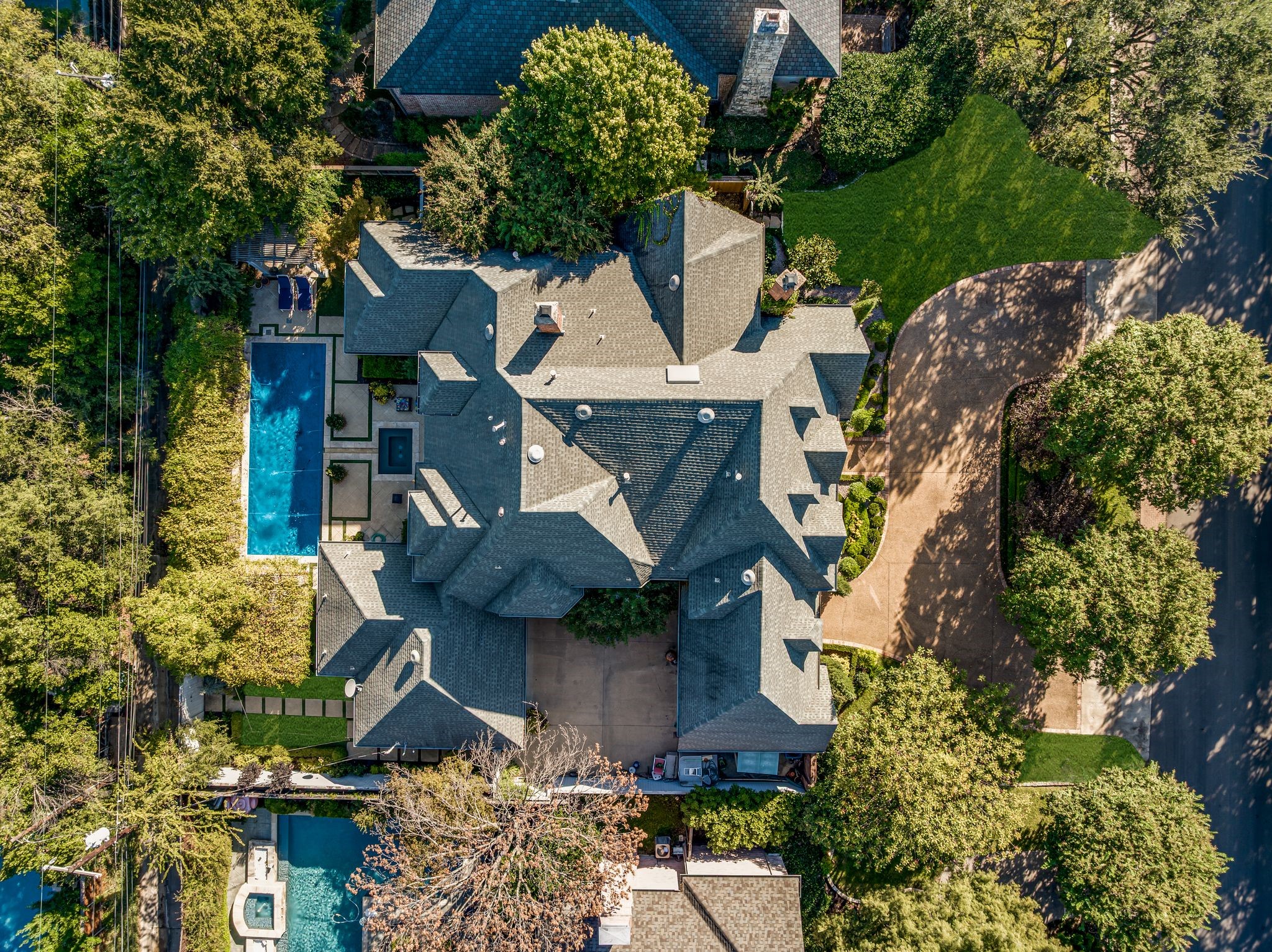 6607 Glendora Avenue